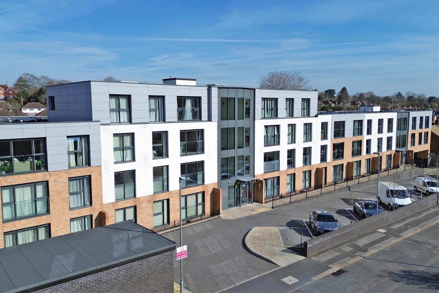 1 bed ground floor flat for sale in Boulters Point, Maidenhead - Property Image 1