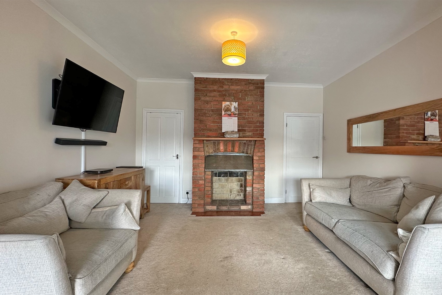 2 bed terraced house for sale in Maidenhead  - Property Image 3
