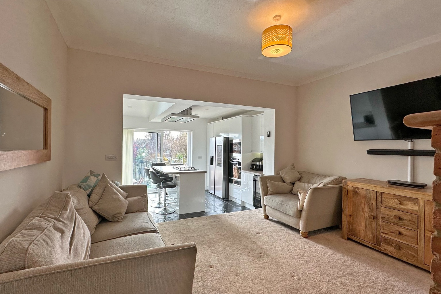 2 bed terraced house for sale in Maidenhead  - Property Image 2