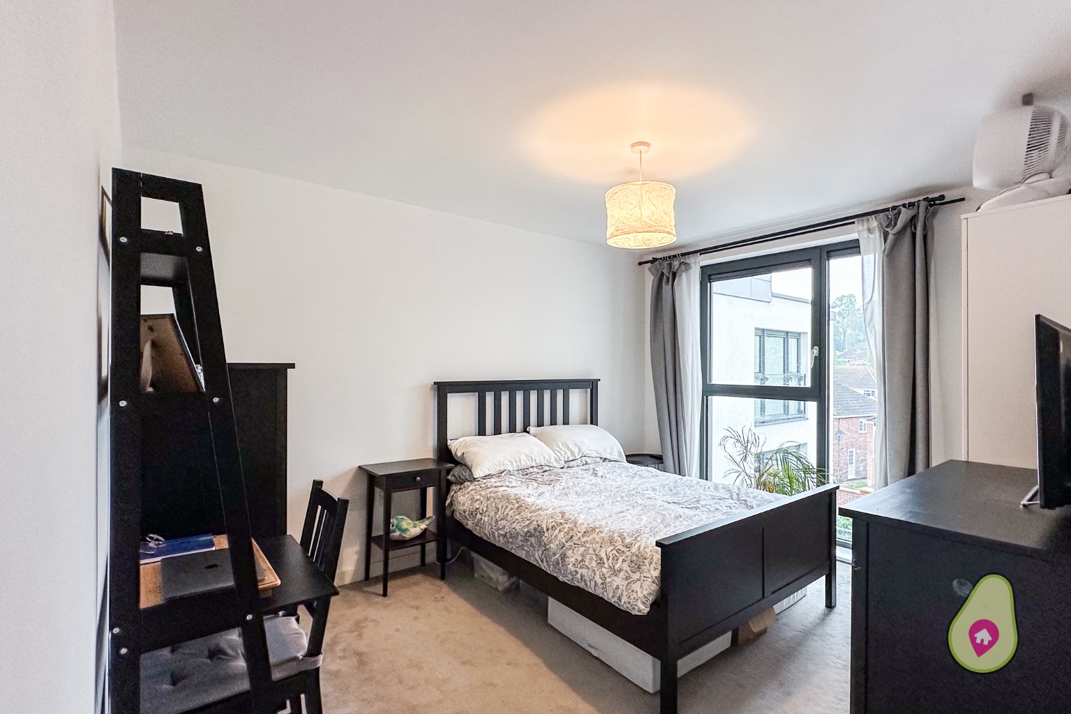 2 bed flat for sale in Boulters Point, Maidenhead  - Property Image 6