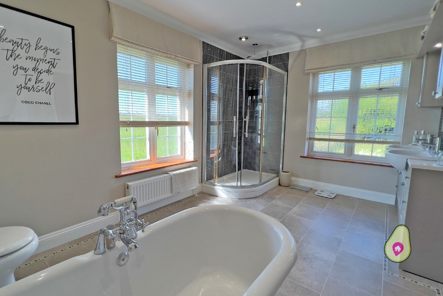 6 bed detached house for sale in Theale Road, Reading  - Property Image 11