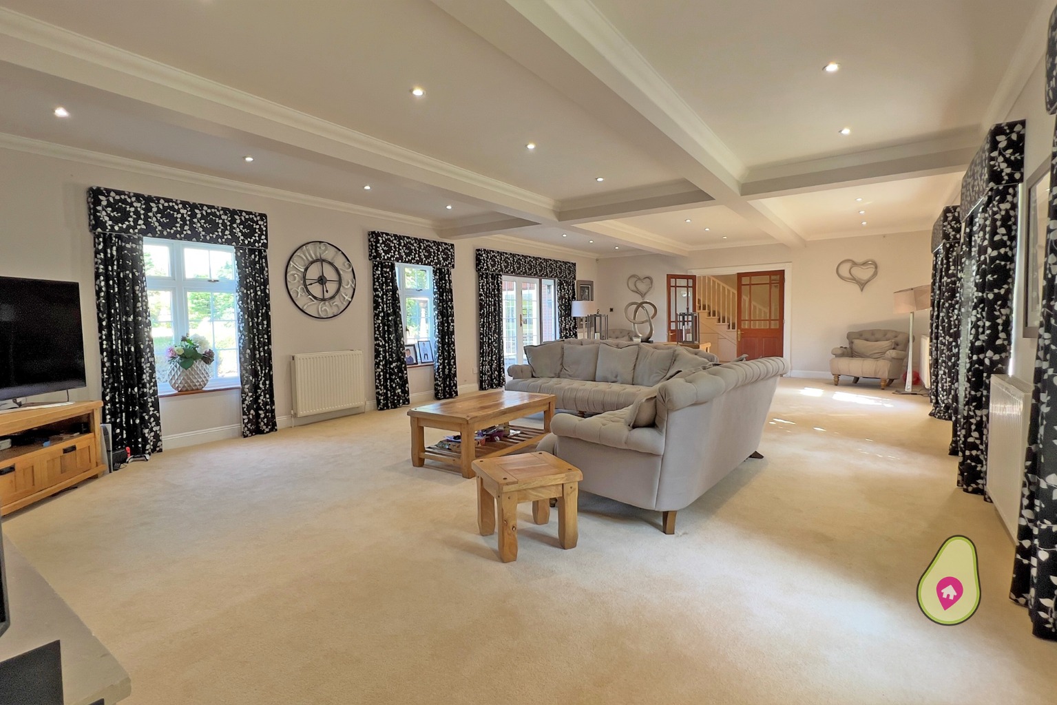 6 bed detached house for sale in Theale Road, Reading  - Property Image 3