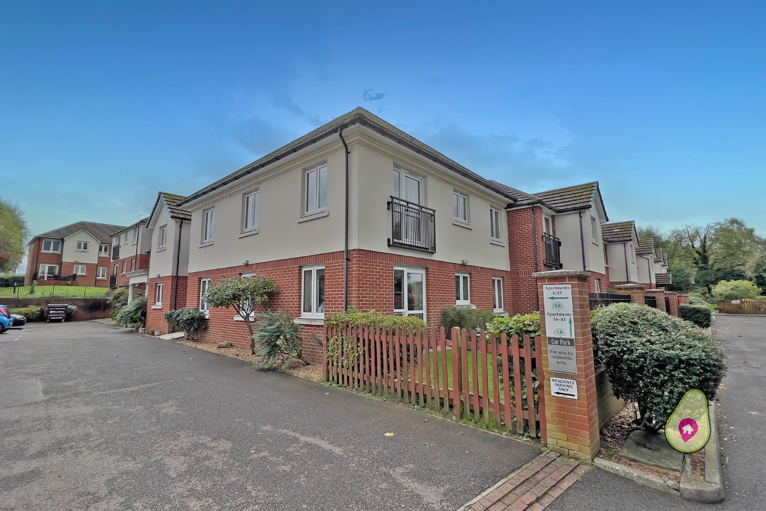 1 bed flat for sale in Chieveley Close, Reading  - Property Image 1