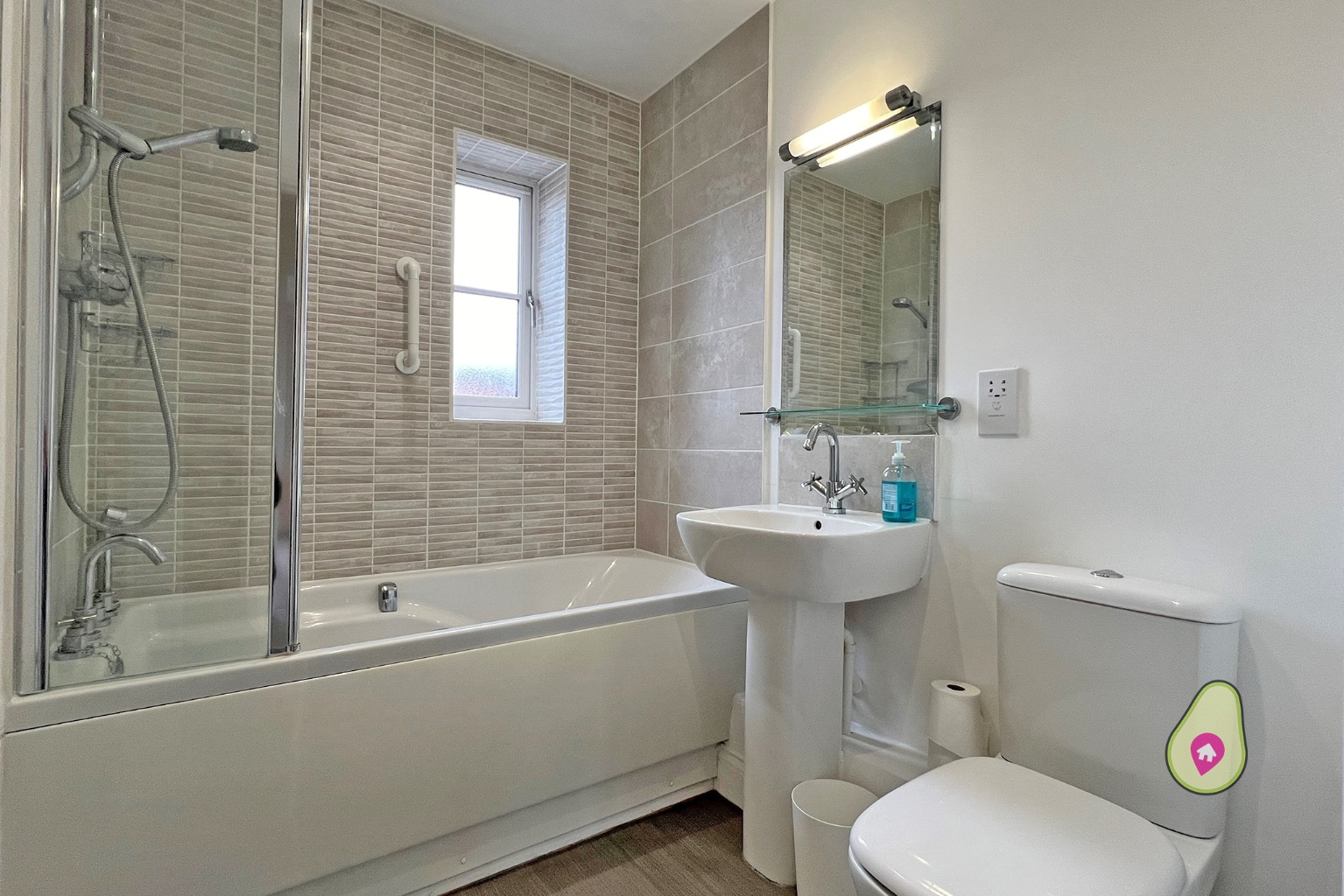 2 bed flat for sale in Cumber Place, Reading  - Property Image 3