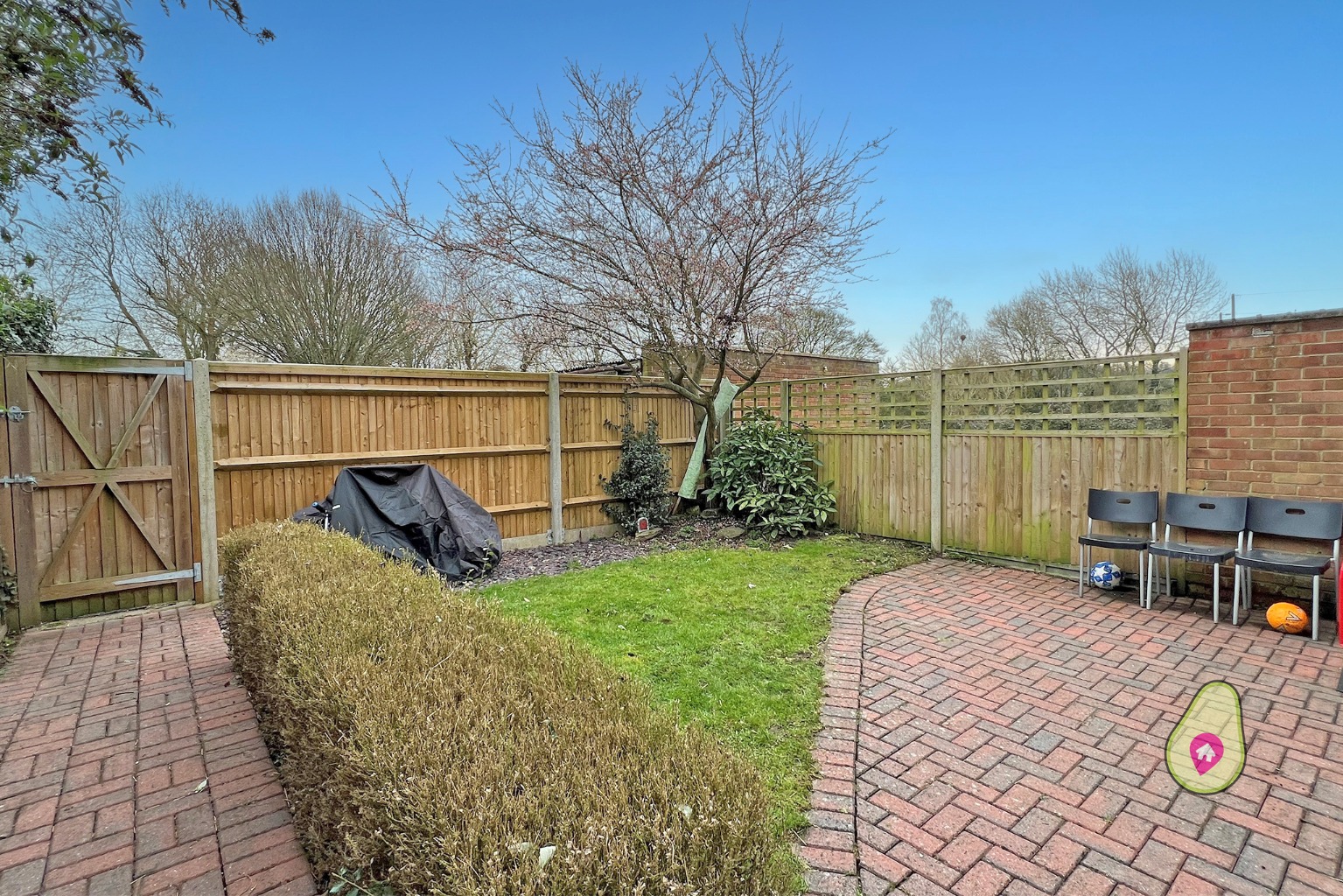 3 bed semi-detached house for sale in Kennedy Drive, Reading  - Property Image 9