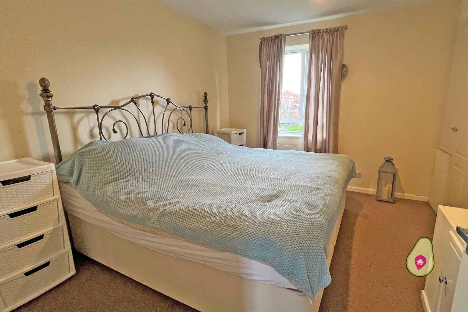 2 bed terraced house for sale in Holkam Close, Reading  - Property Image 6