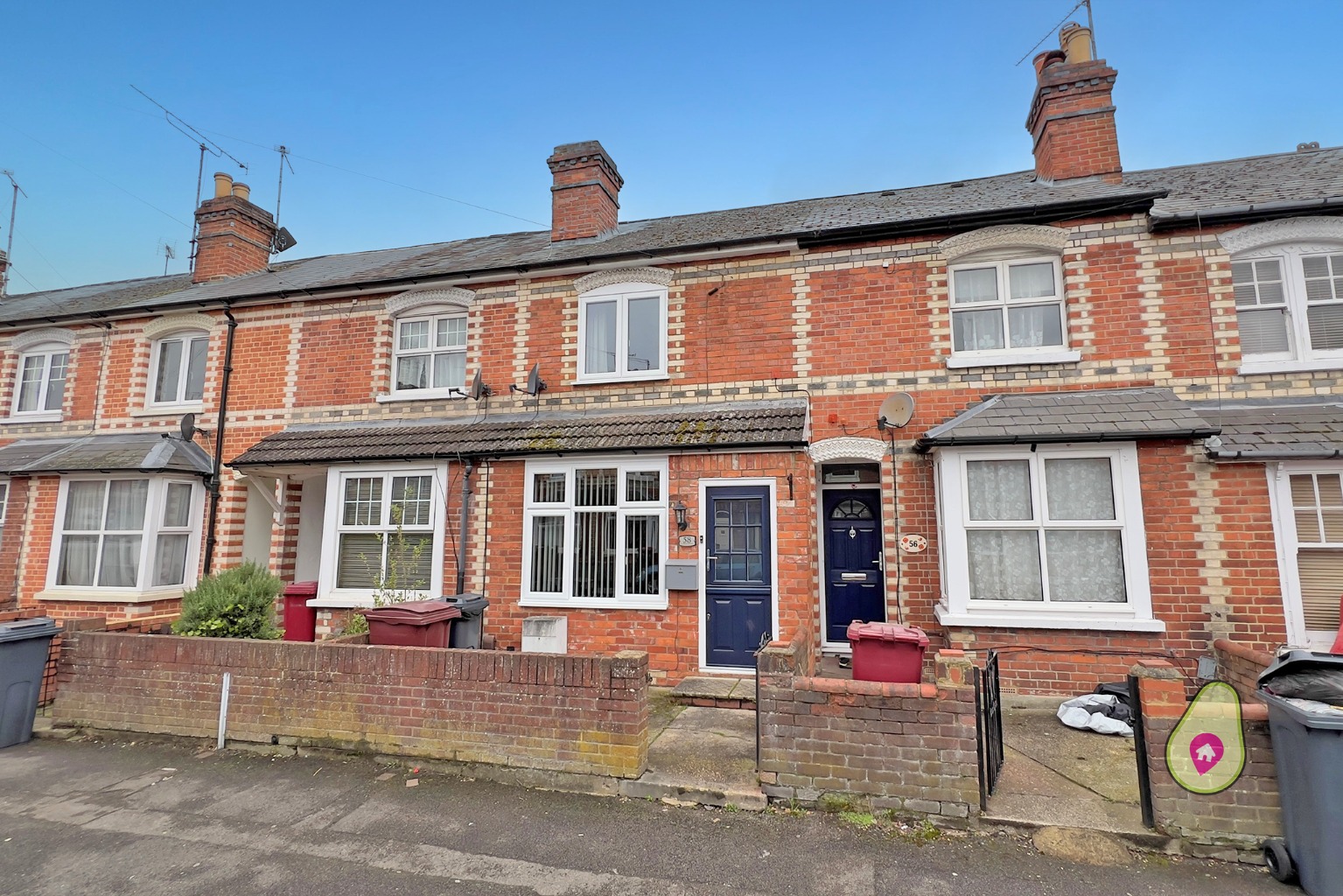 3 bed terraced house for sale in Connaught Road, Reading  - Property Image 1
