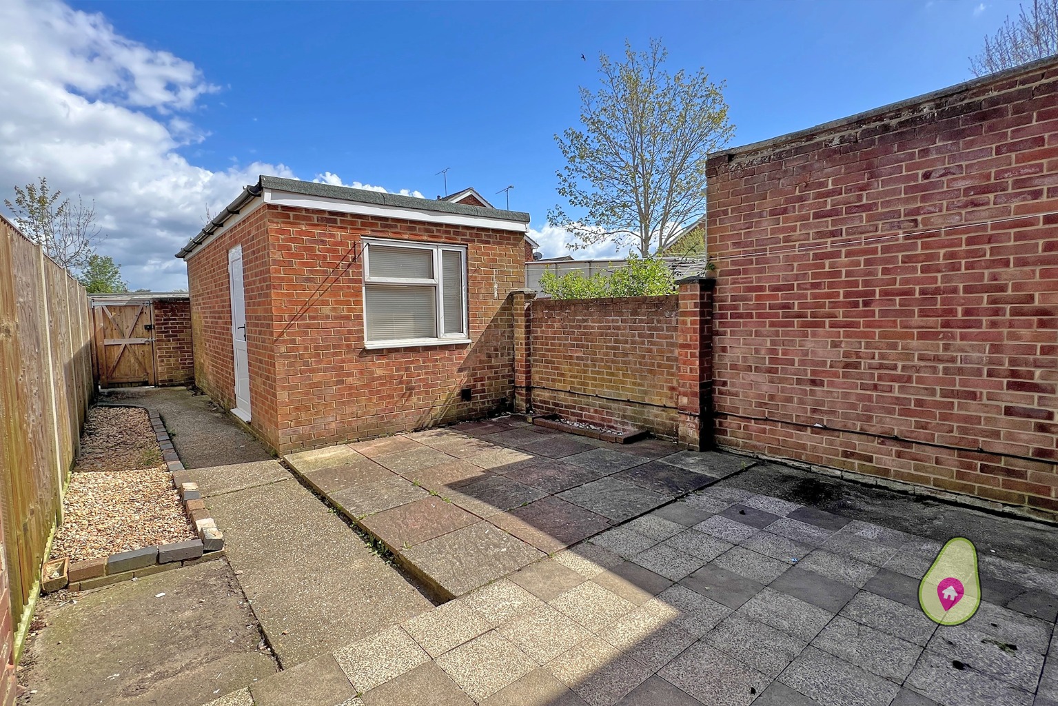 3 bed terraced house for sale in Somerset Walk, Reading  - Property Image 10