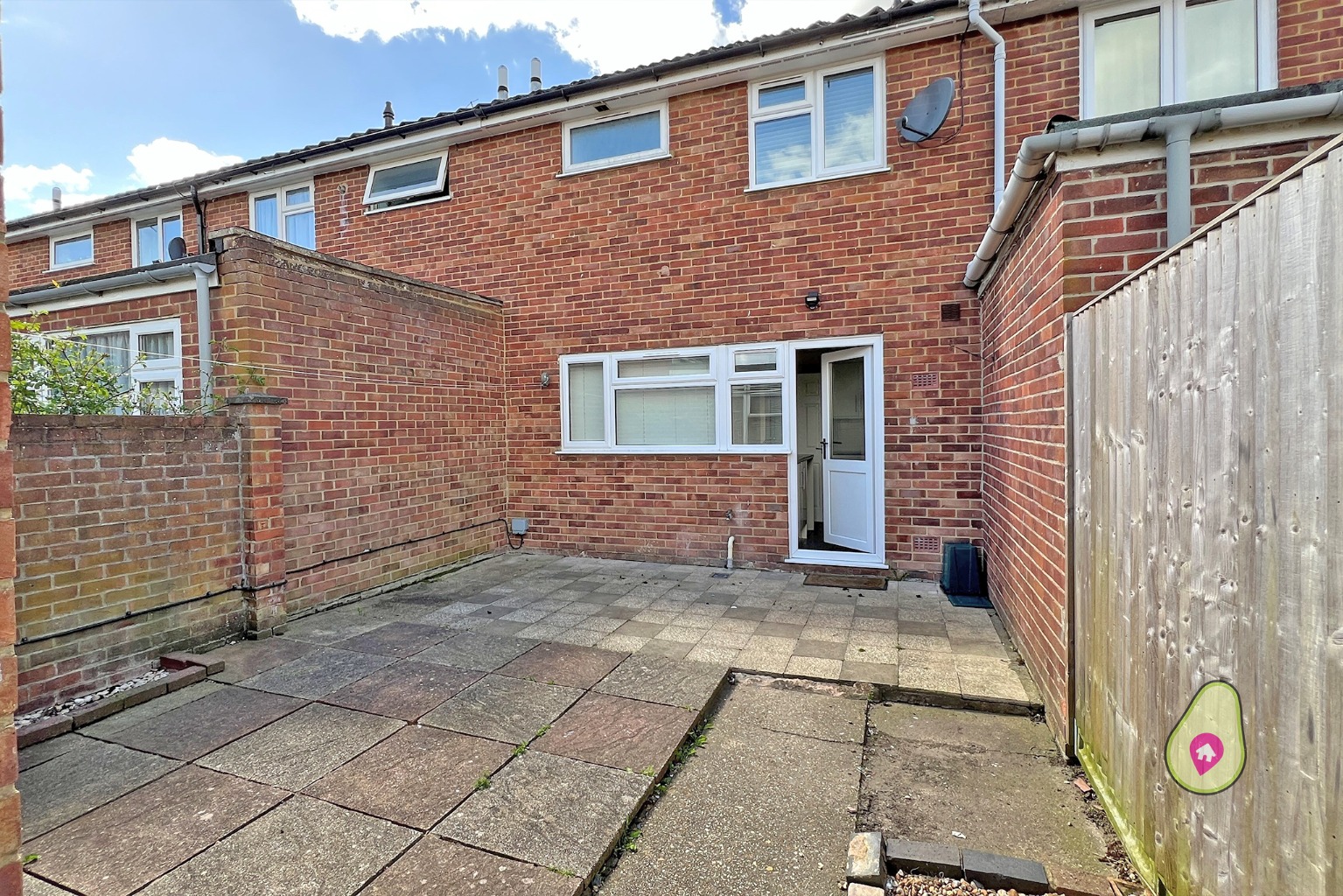 3 bed terraced house for sale in Somerset Walk, Reading  - Property Image 12