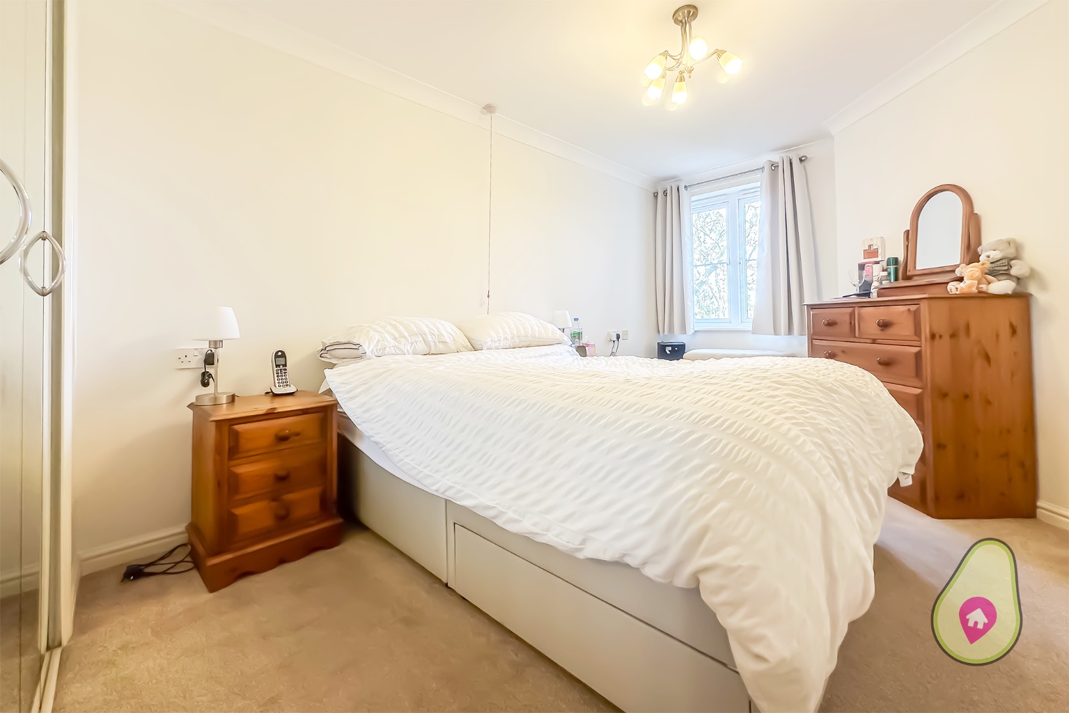 1 bed flat for sale in Milward Court, Reading  - Property Image 8
