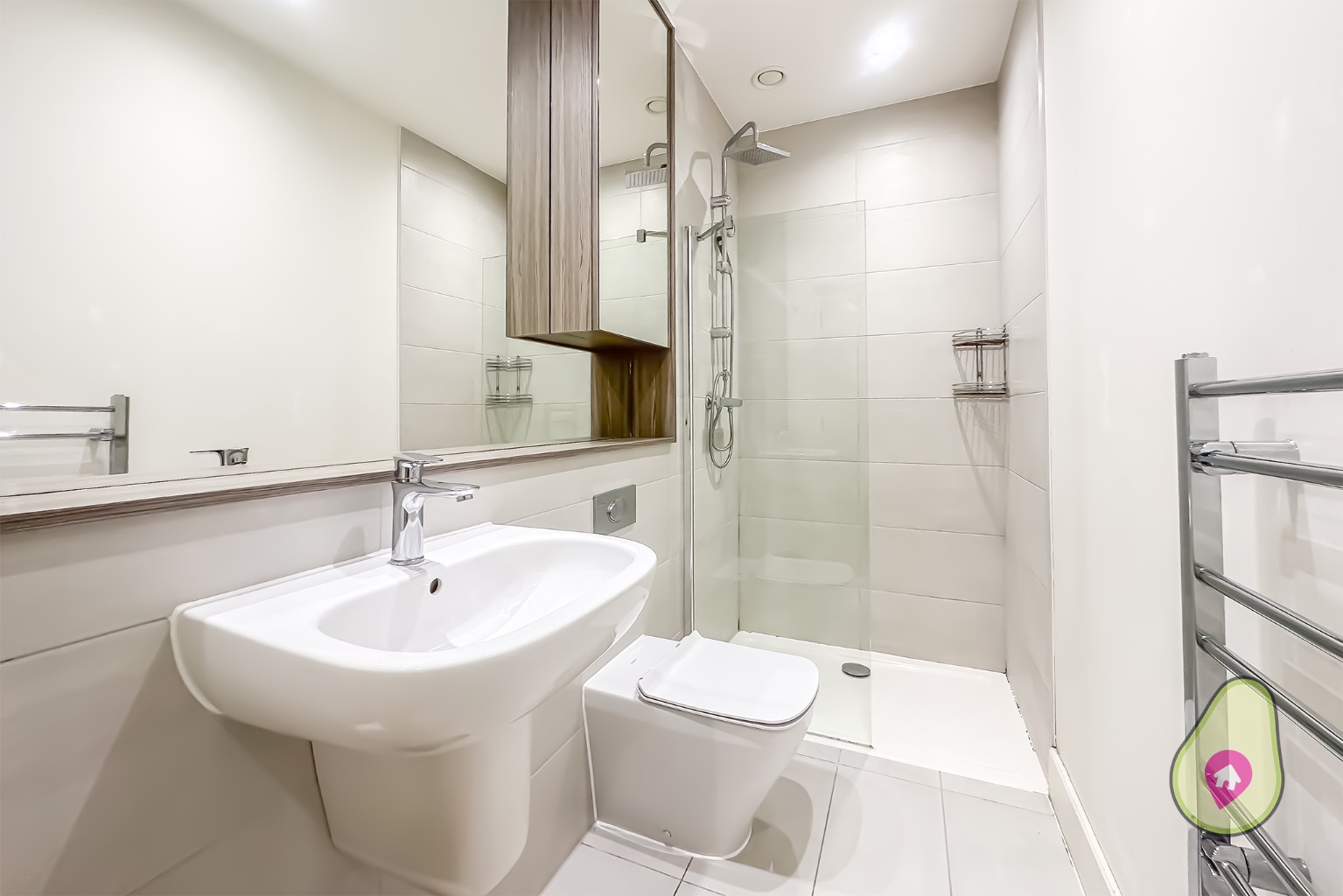 1 bed flat for sale in Mondial Way, Hayes  - Property Image 9