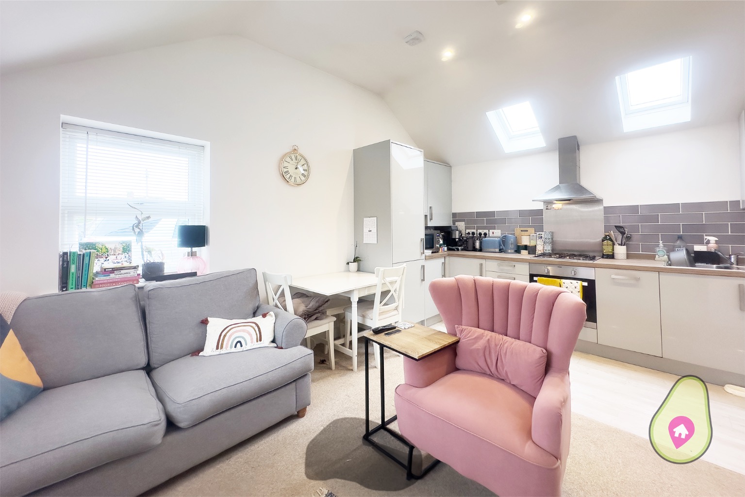 1 bed maisonette for sale in Hollow Lane  - Property Image 2