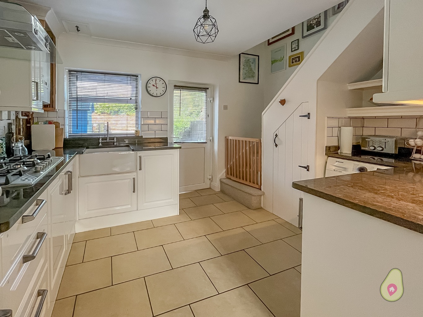 1 bed terraced house for sale in Park Street, Berkshire  - Property Image 5