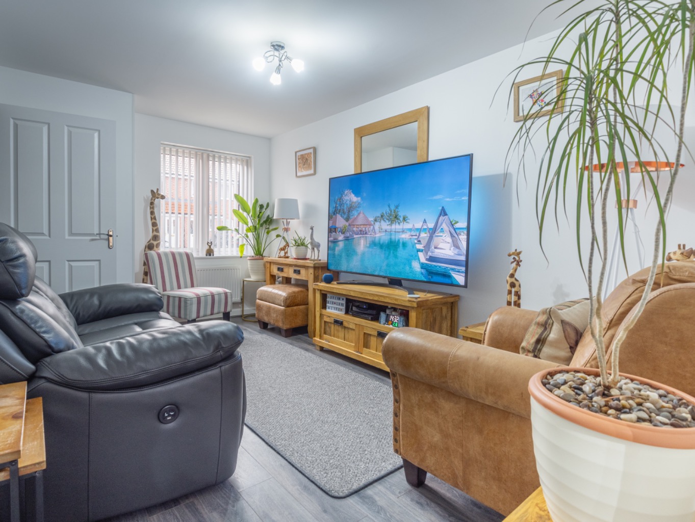 2 bed semi-detached house for sale in Bolehyde Close  - Property Image 3