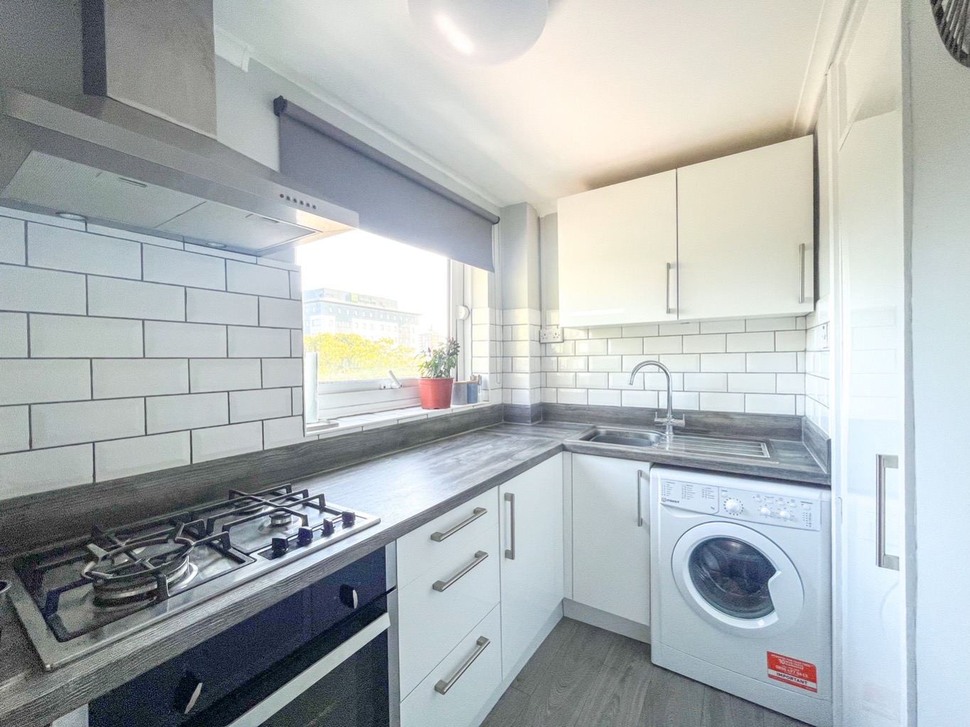 1 bed flat for sale in Cuttys Lane, Hertfordshire  - Property Image 5