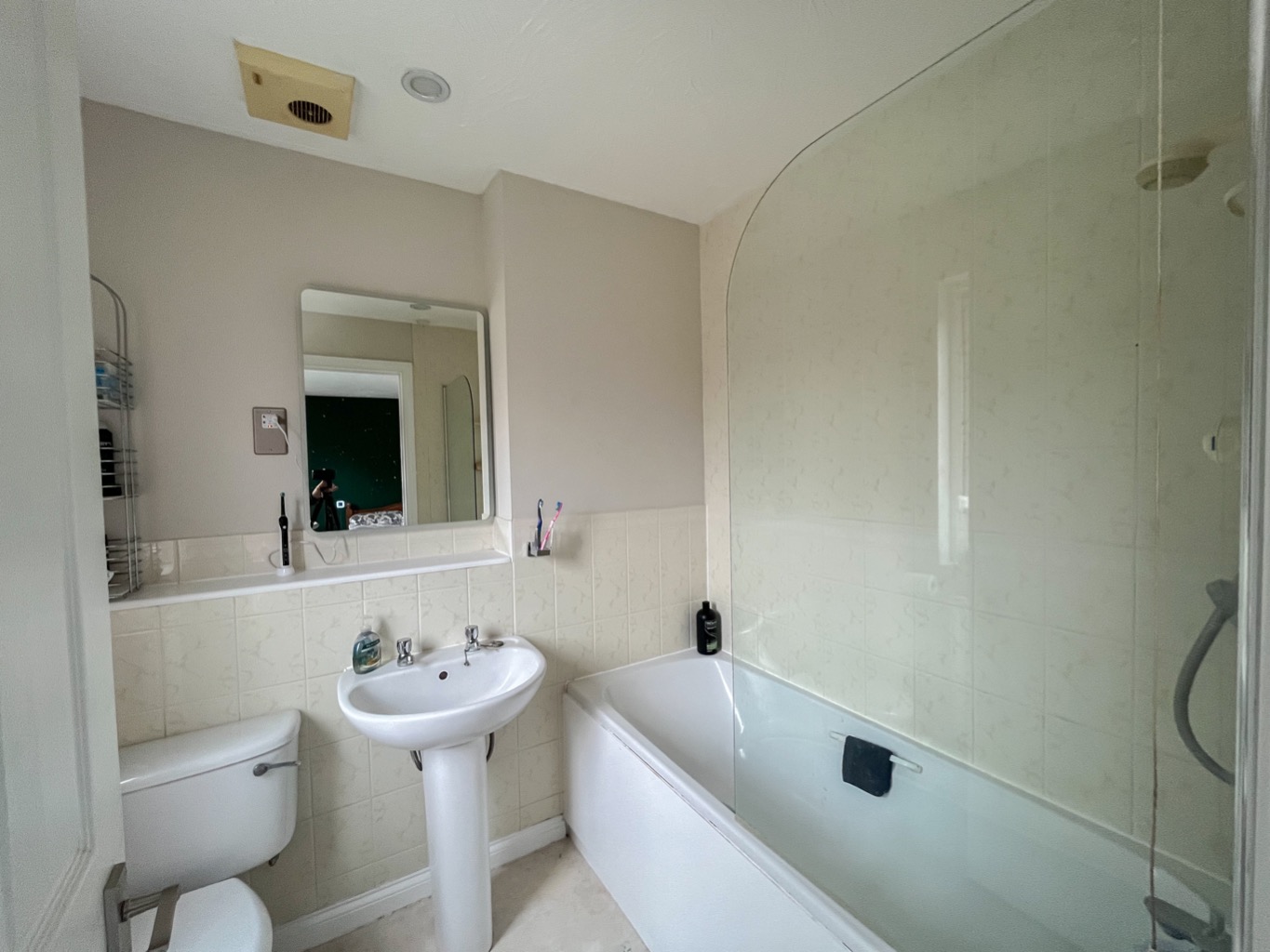 4 bed detached house for sale in Saffron Meadow, Ware  - Property Image 16