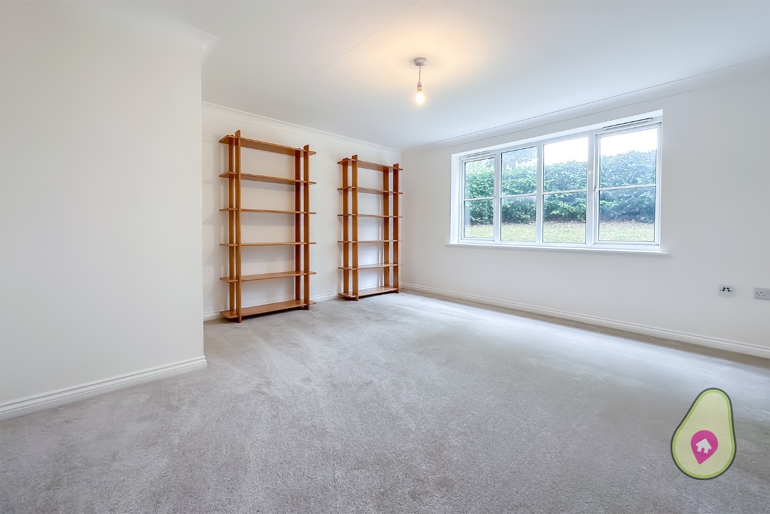 1 bed flat to rent in Burleigh Road, Ascot  - Property Image 2