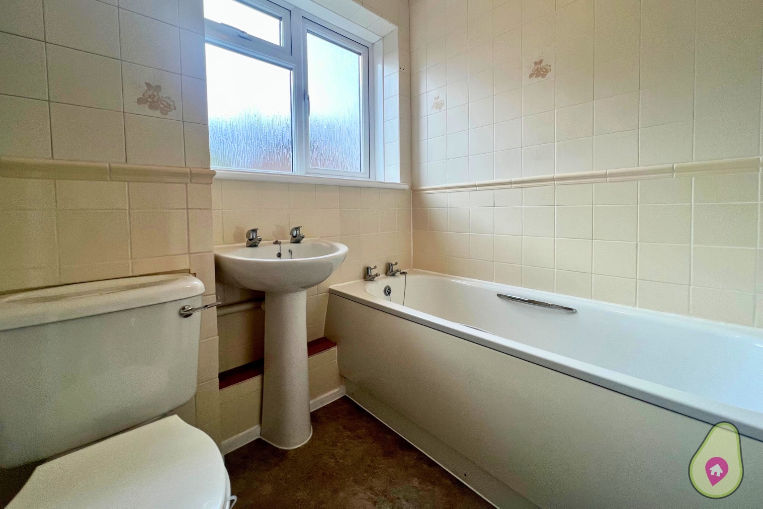 3 bed semi-detached house for sale in Chatsworth Avenue, Wokingham  - Property Image 13