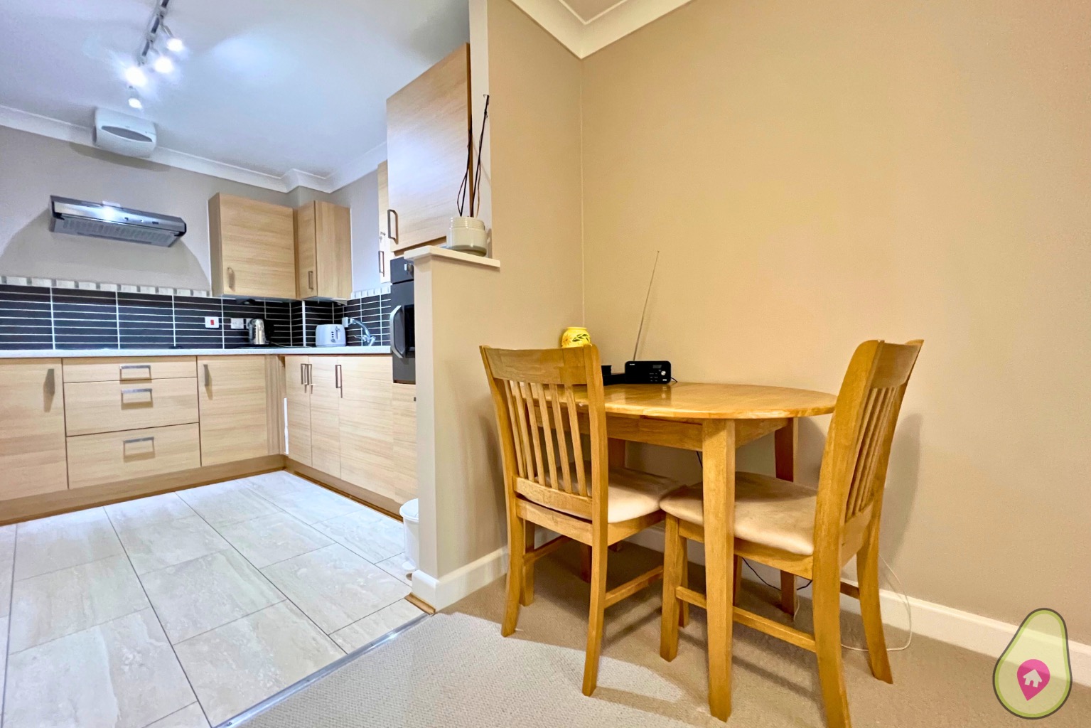 1 bed flat for sale in The Pines, Wexham  - Property Image 5