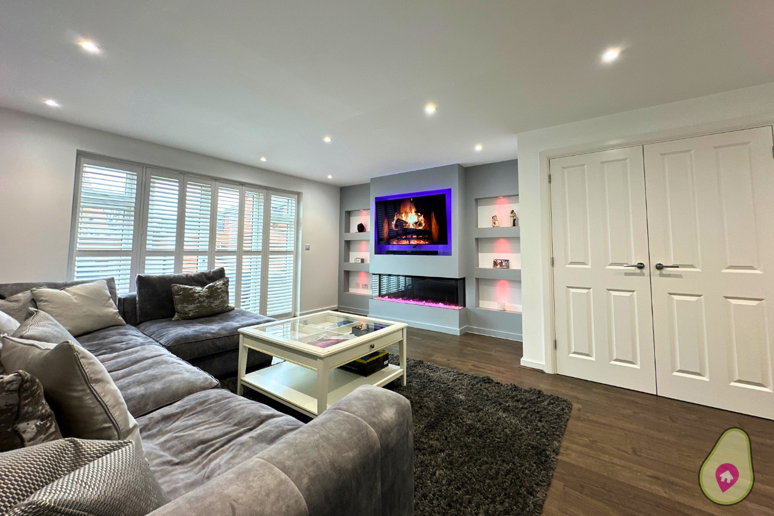 3 bed terraced house for sale in Hambleton Way, Wokingham  - Property Image 2