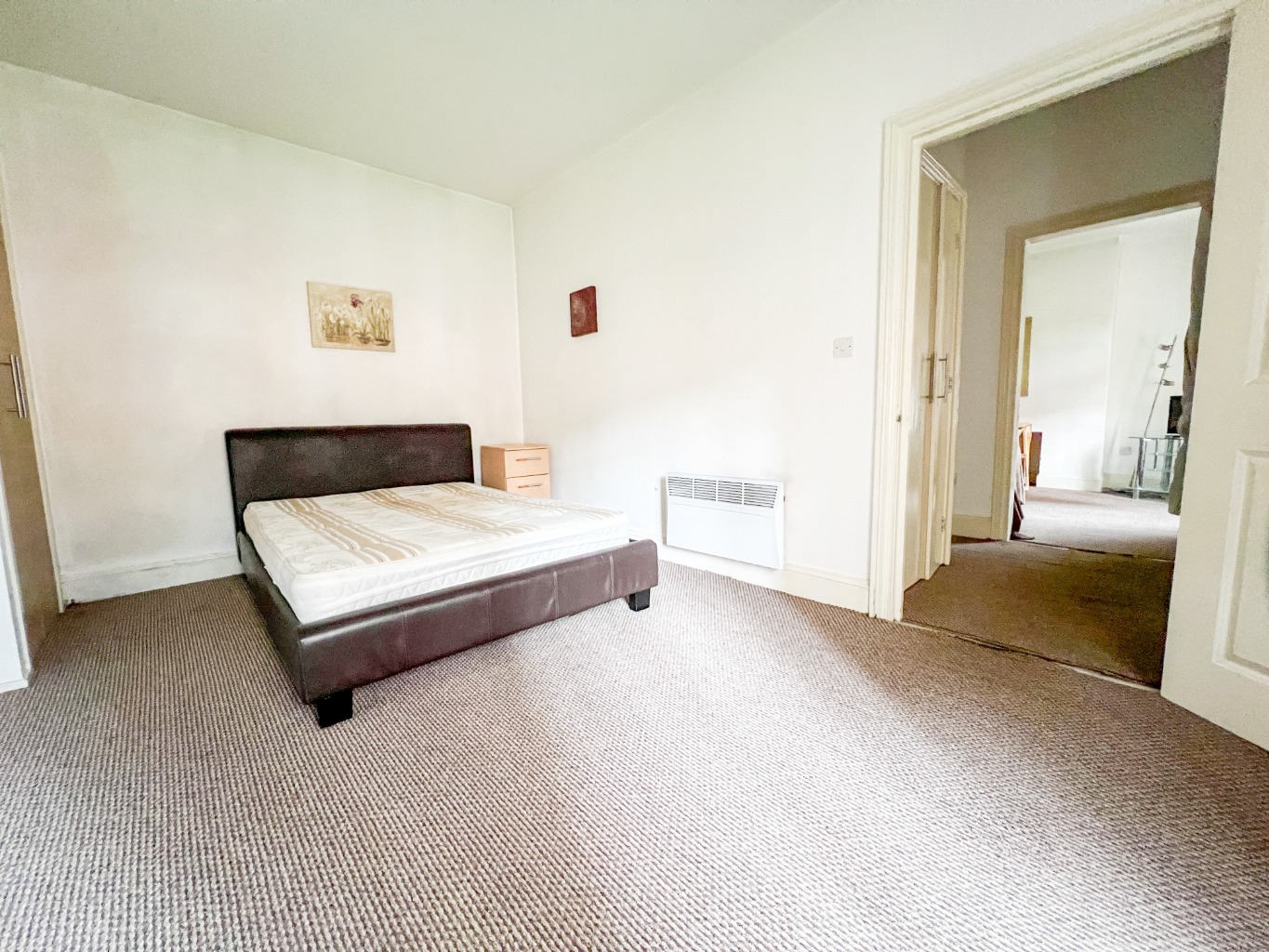 1 bed flat for sale in Garden Court, Birmingham  - Property Image 6