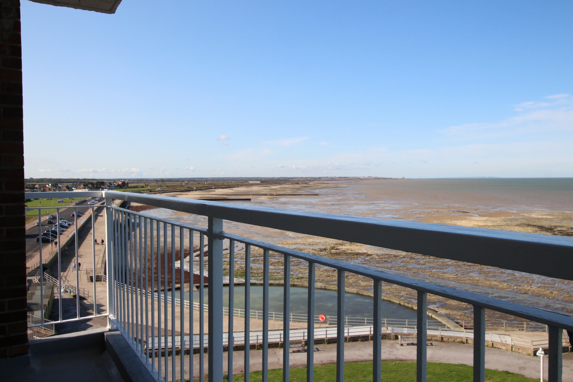 2 bed flat to rent in Seaview Heights, The Parade, Birchington Kent - Property Image 1