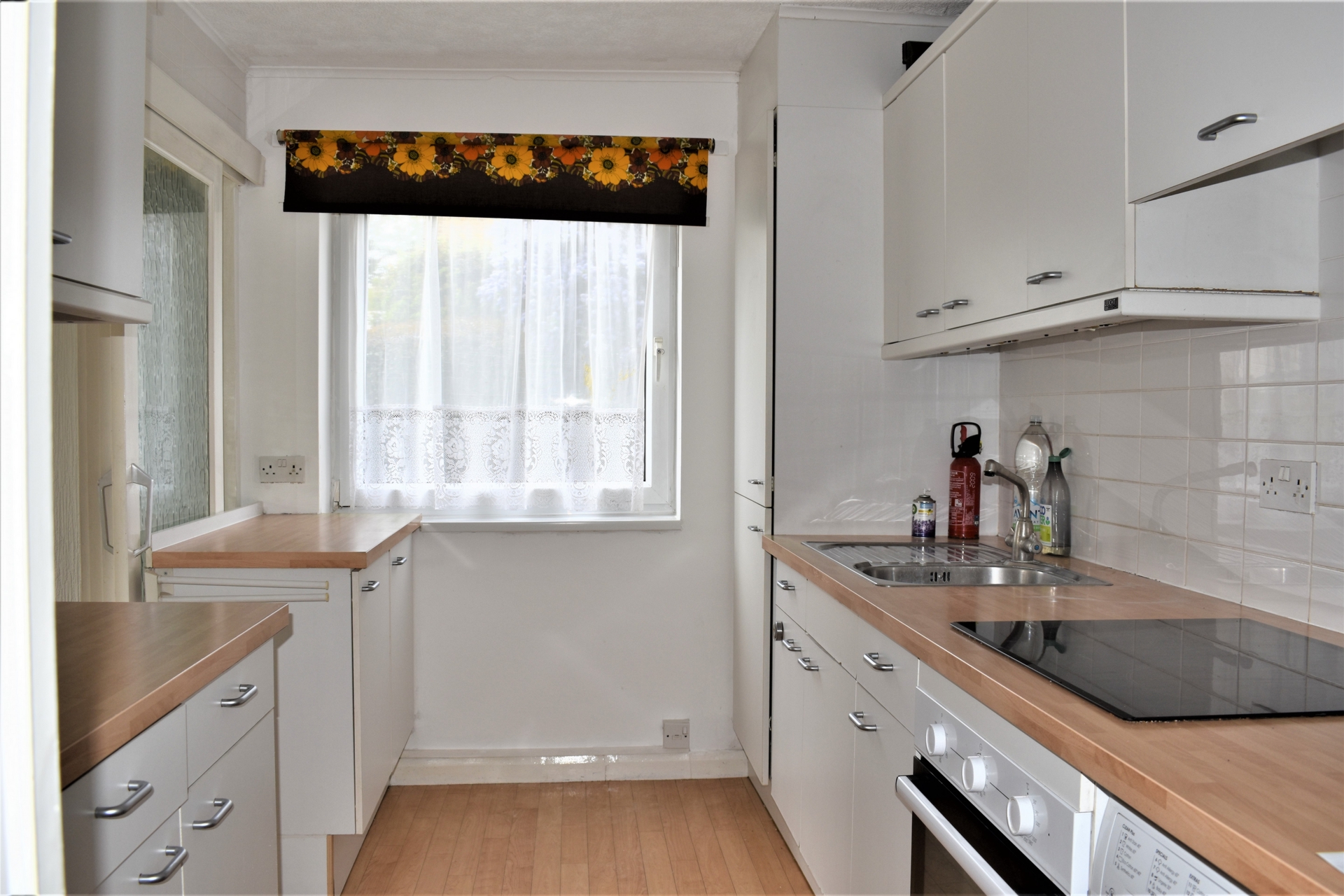 2 bed flat for sale in Rectory Road 2
