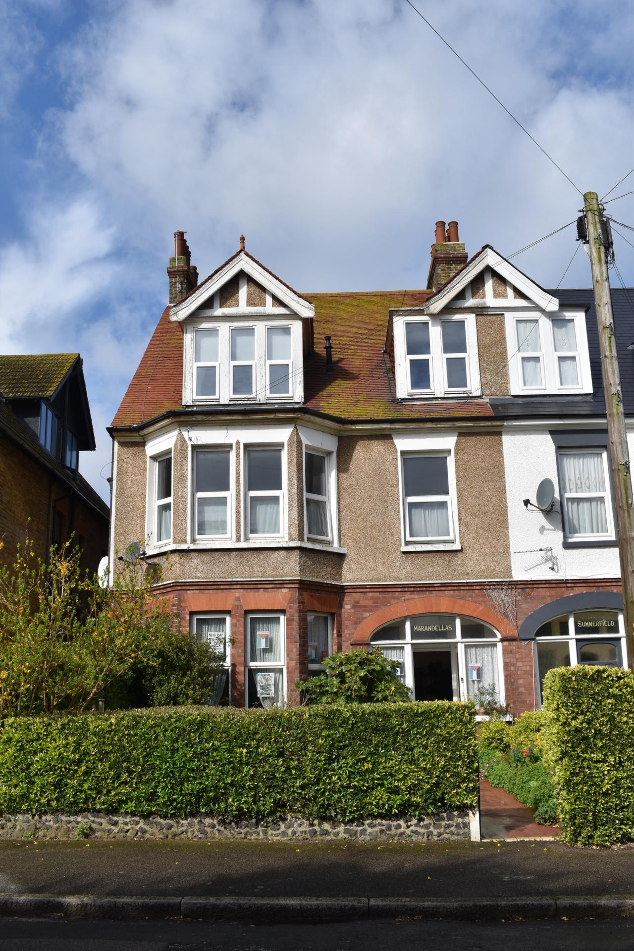2 bed flat to rent in Cornwall Gardens 0