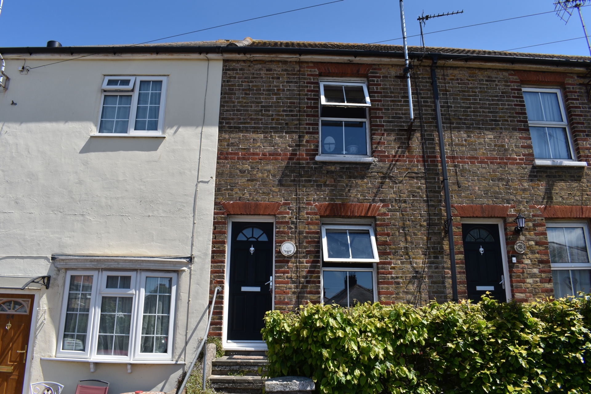 2 bed house to rent in High Street, Garlinge - Property Image 1