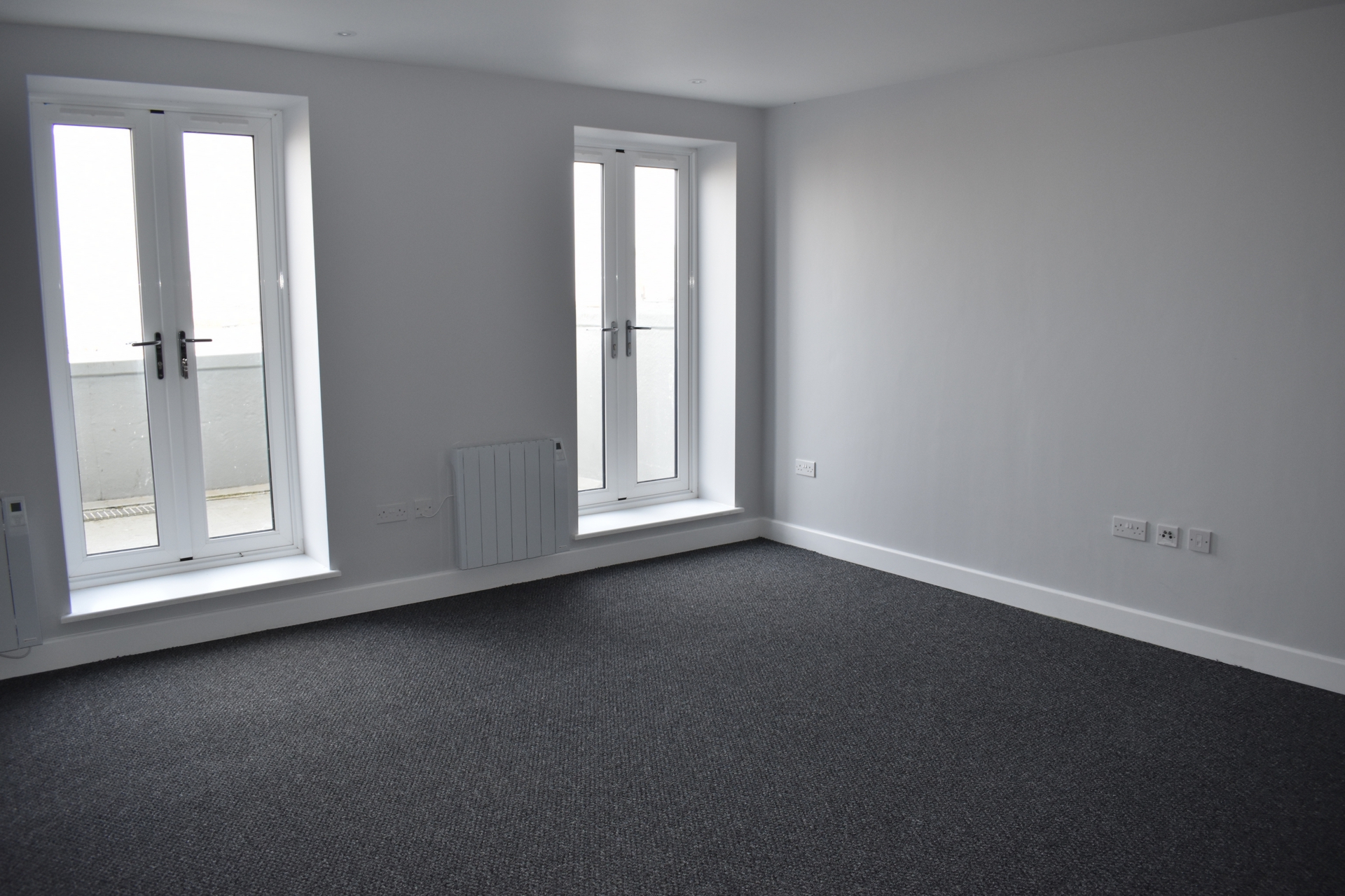 1 bed flat to rent in Hall by the Sea Road, Margate  - Property Image 1