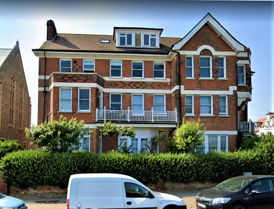 2 bed flat for sale in Eastern Esplanade, Margate, Kent - Property Image 1