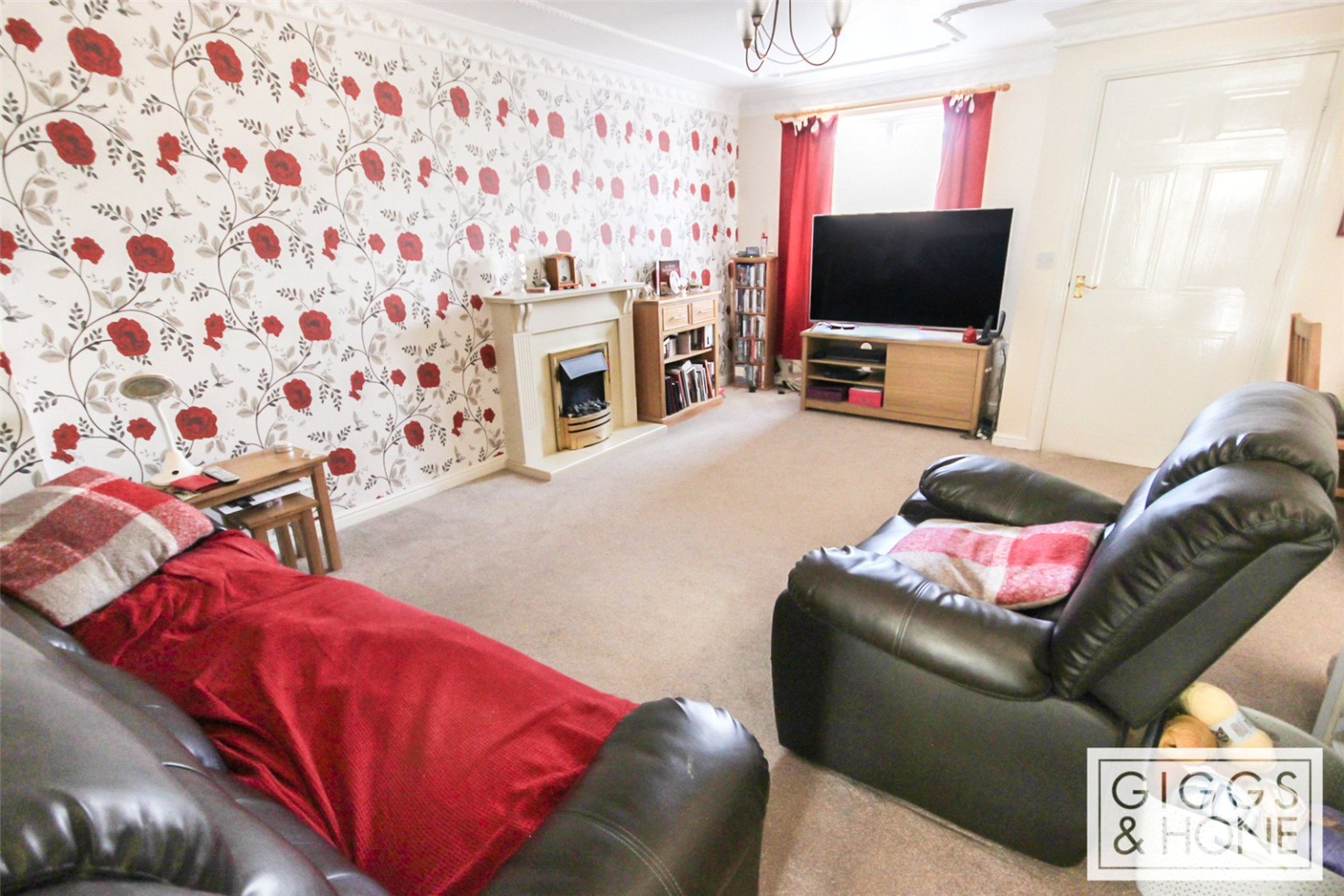 3 bed semi-detached house for sale in Armstrong Drive, Bedford 1