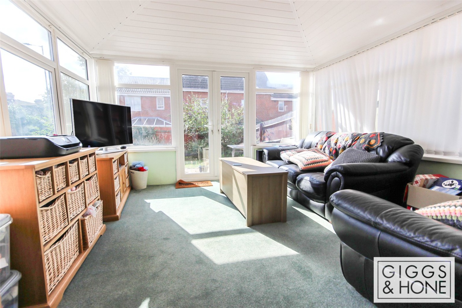 3 bed semi-detached house for sale in Armstrong Drive, Bedford 5