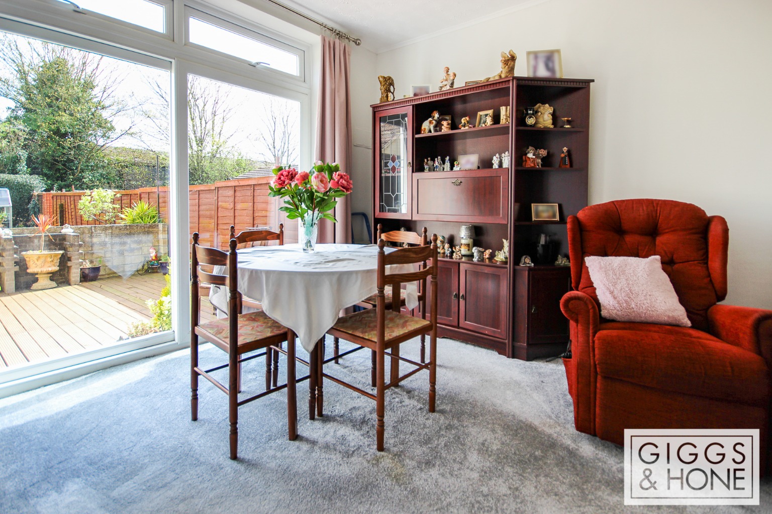 3 bed semi-detached house for sale in Ampthill Road, Bedford  - Property Image 4