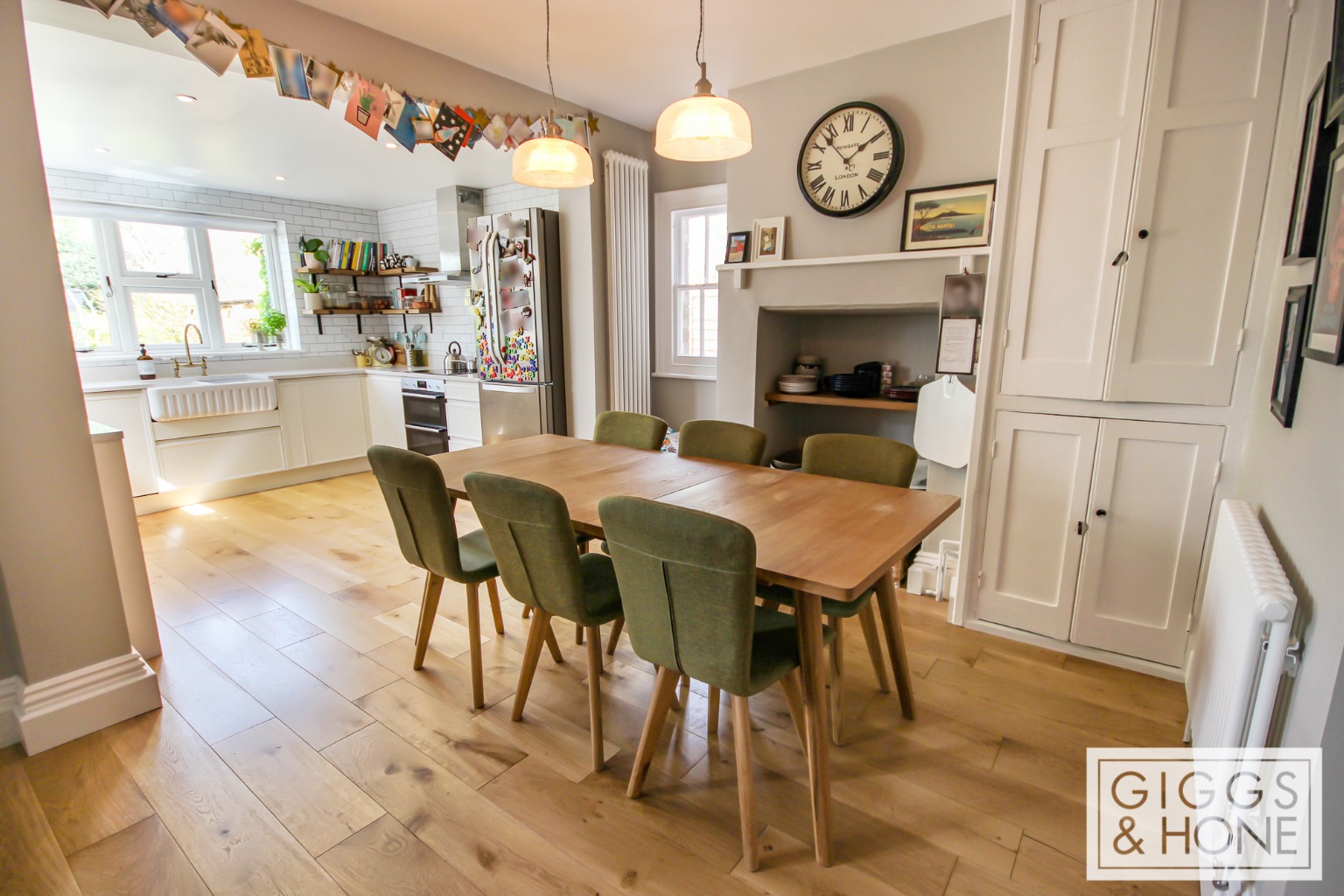 5 bed semi-detached house for sale in Beverley Crescent, Bedford  - Property Image 10