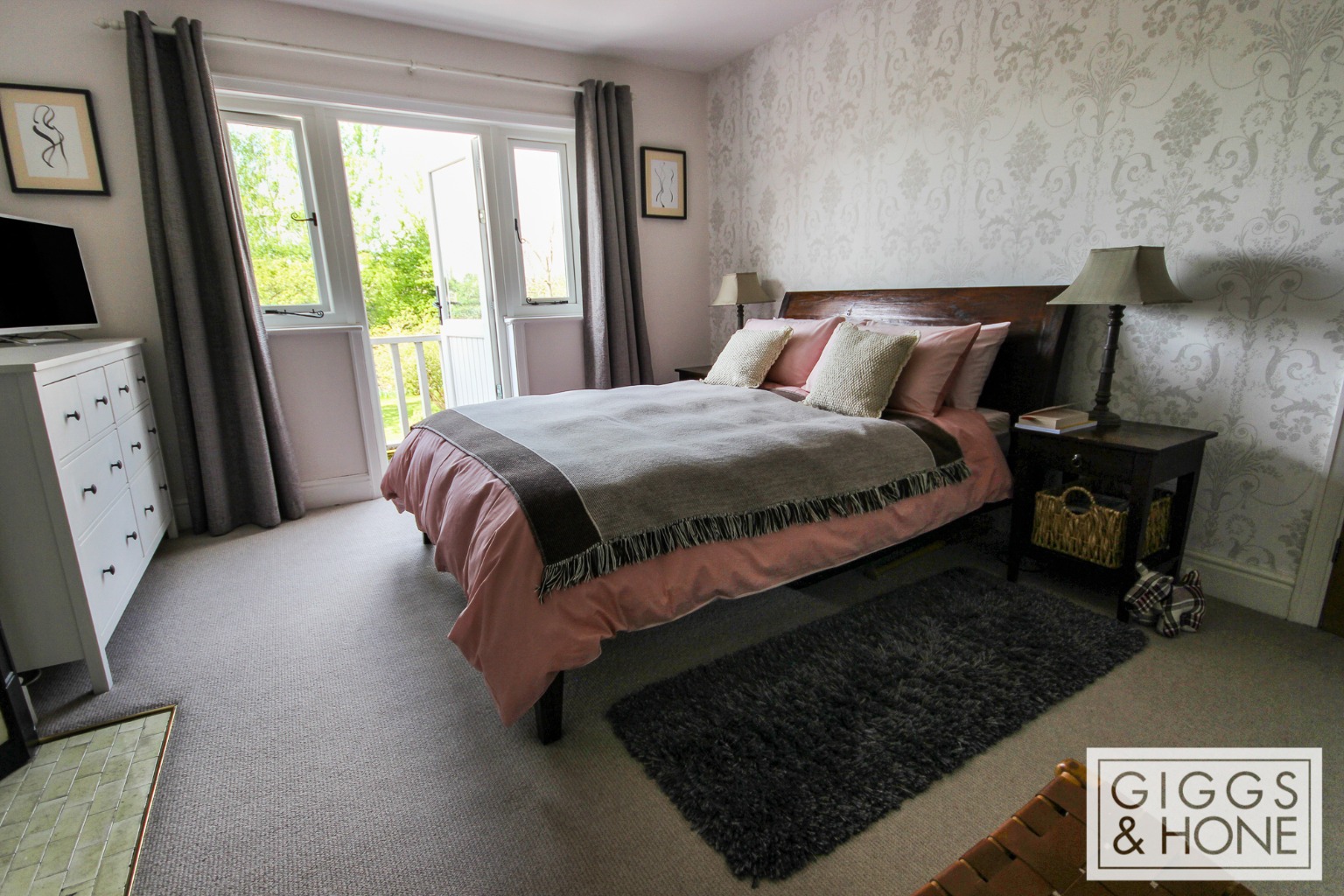 5 bed semi-detached house for sale in Beverley Crescent, Bedford  - Property Image 14