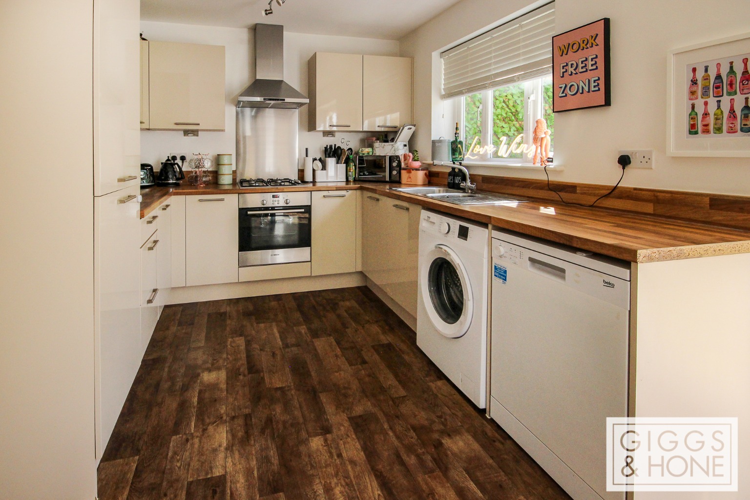 3 bed detached house for sale in Appledine Way, Bedford  - Property Image 6