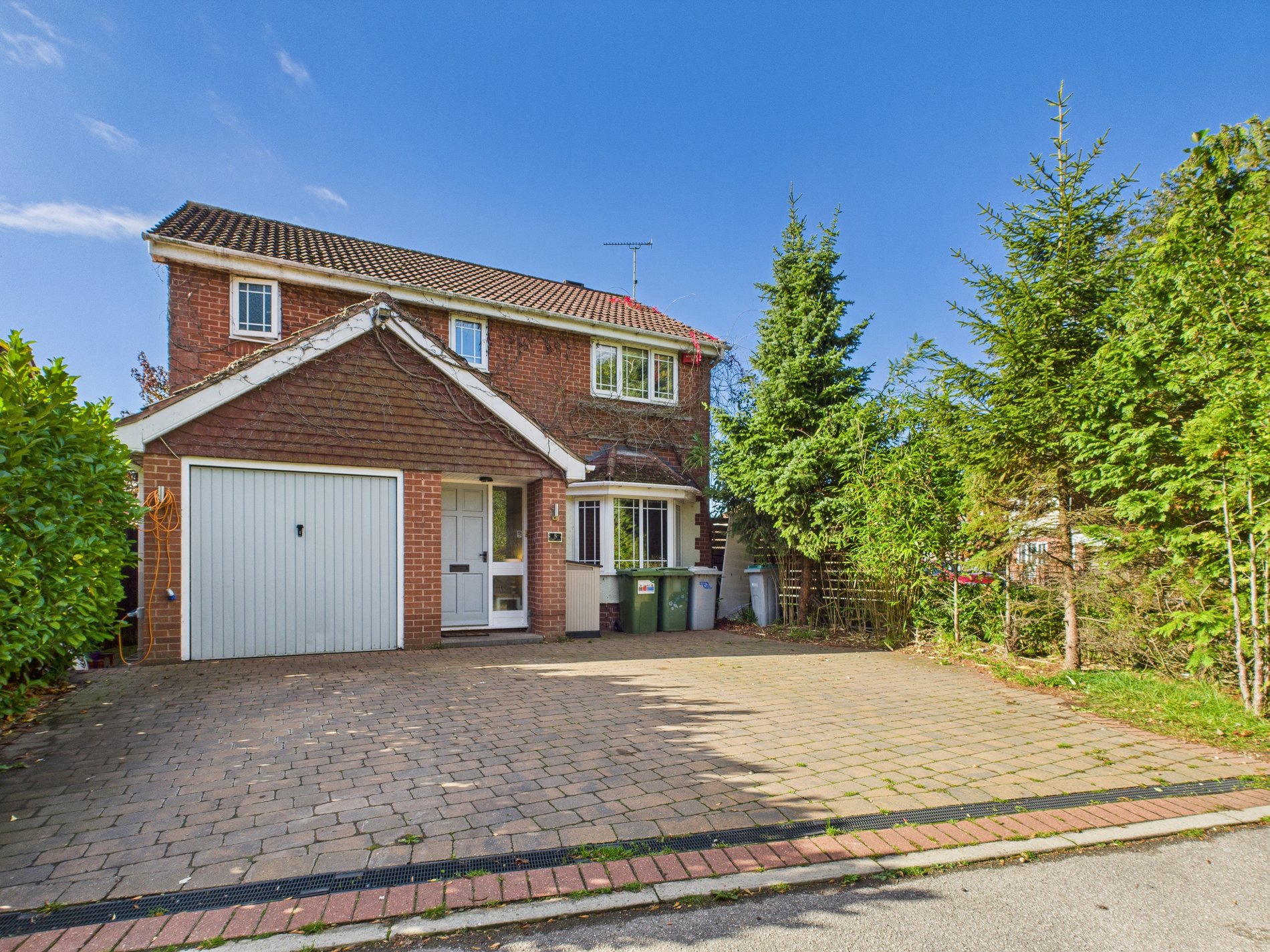 4 bed detached house for sale in Forest Link, Bilsthorpe, NG22