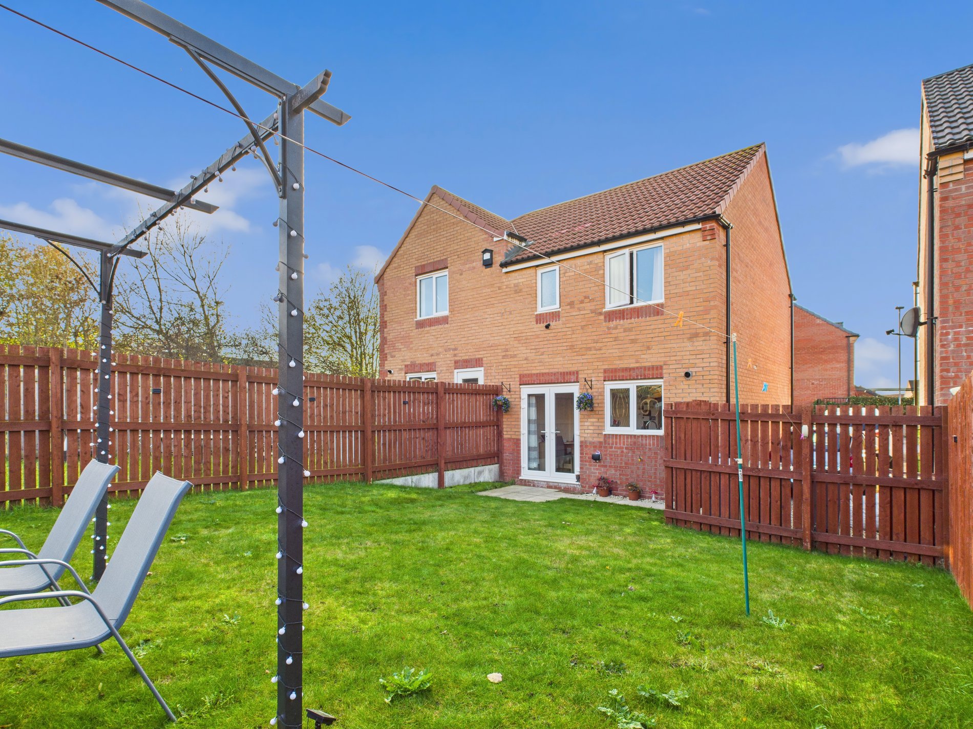 2 bed semi-detached house for sale in Parkgate Close, New Ollerton, NG22  - Property Image 13