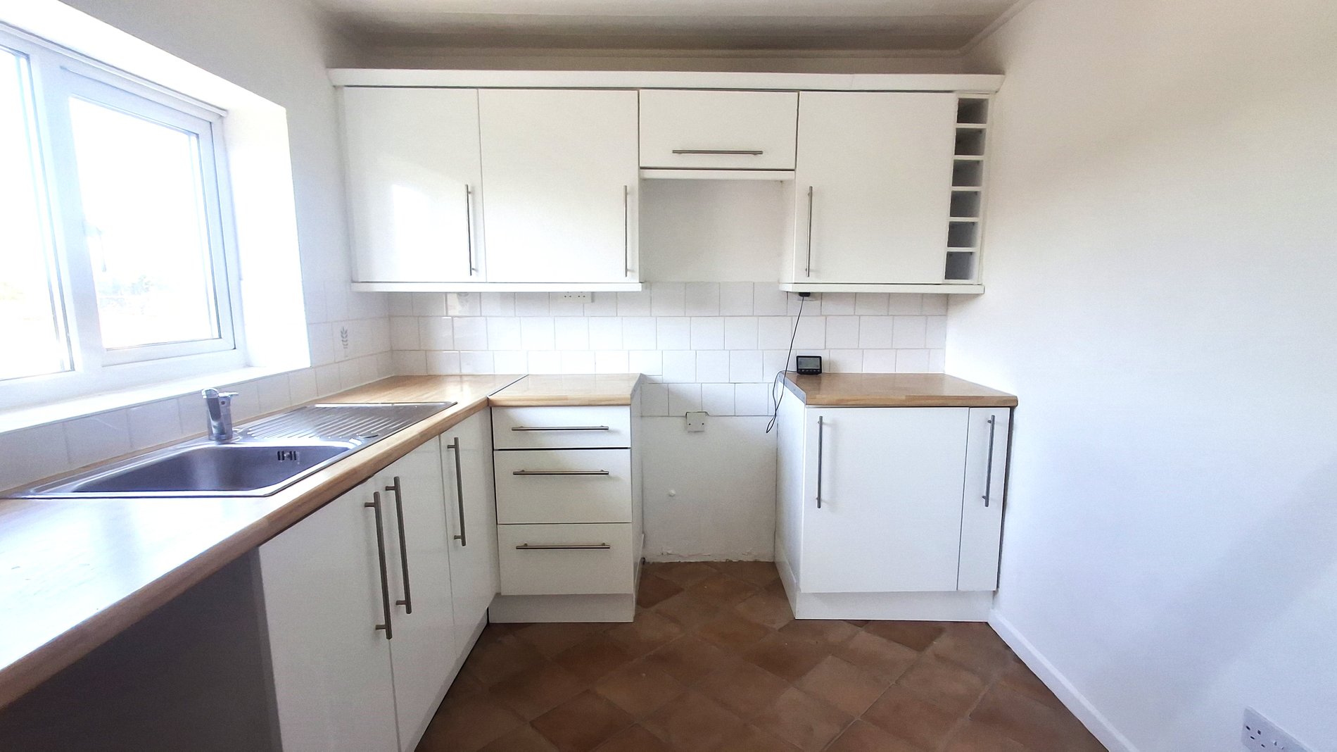 2 bed flat for sale in Church View, Ollerton, NG22  - Property Image 2