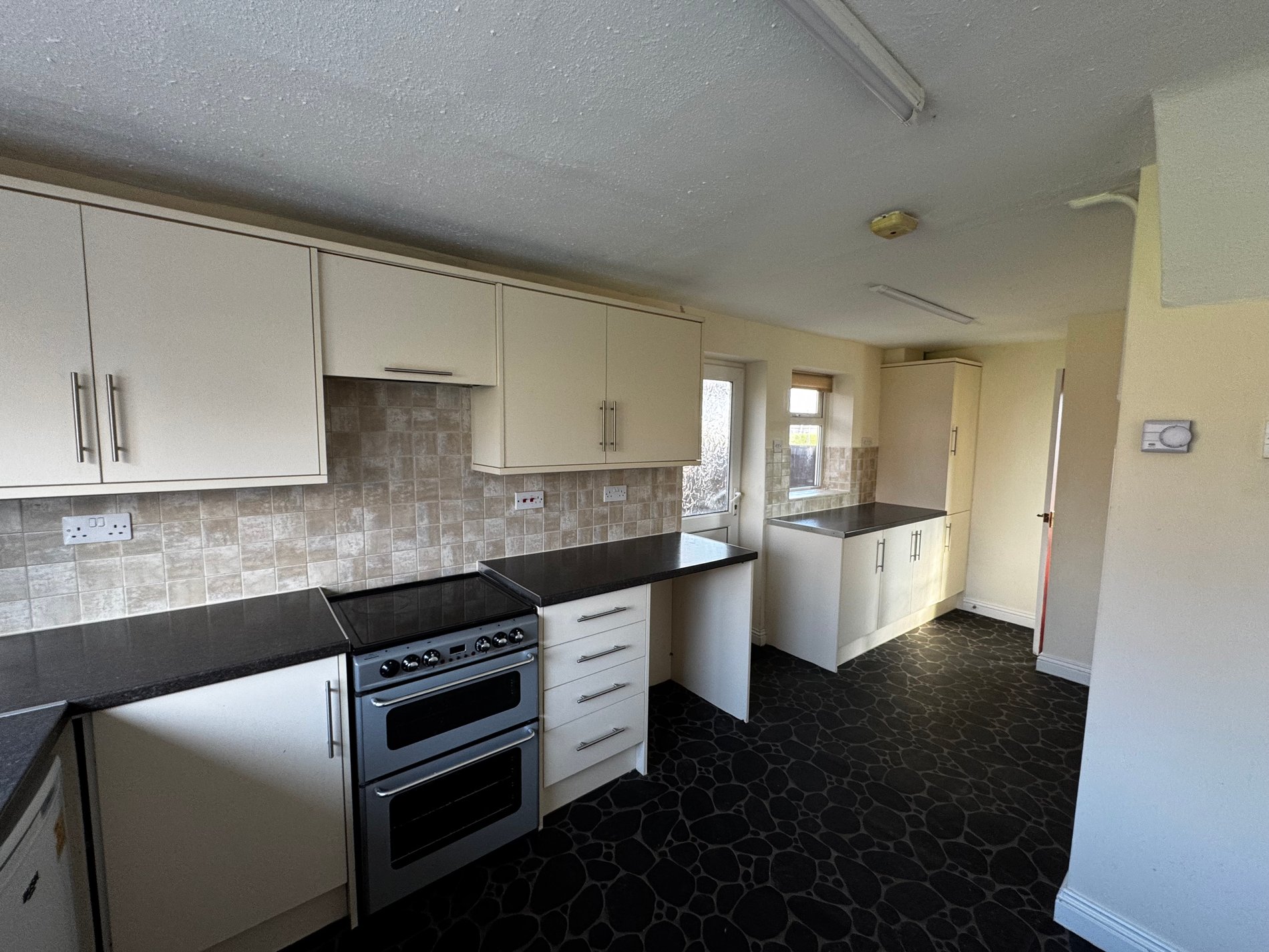 3 bed semi-detached house for sale in The Markhams, New Ollerton, NG22  - Property Image 3