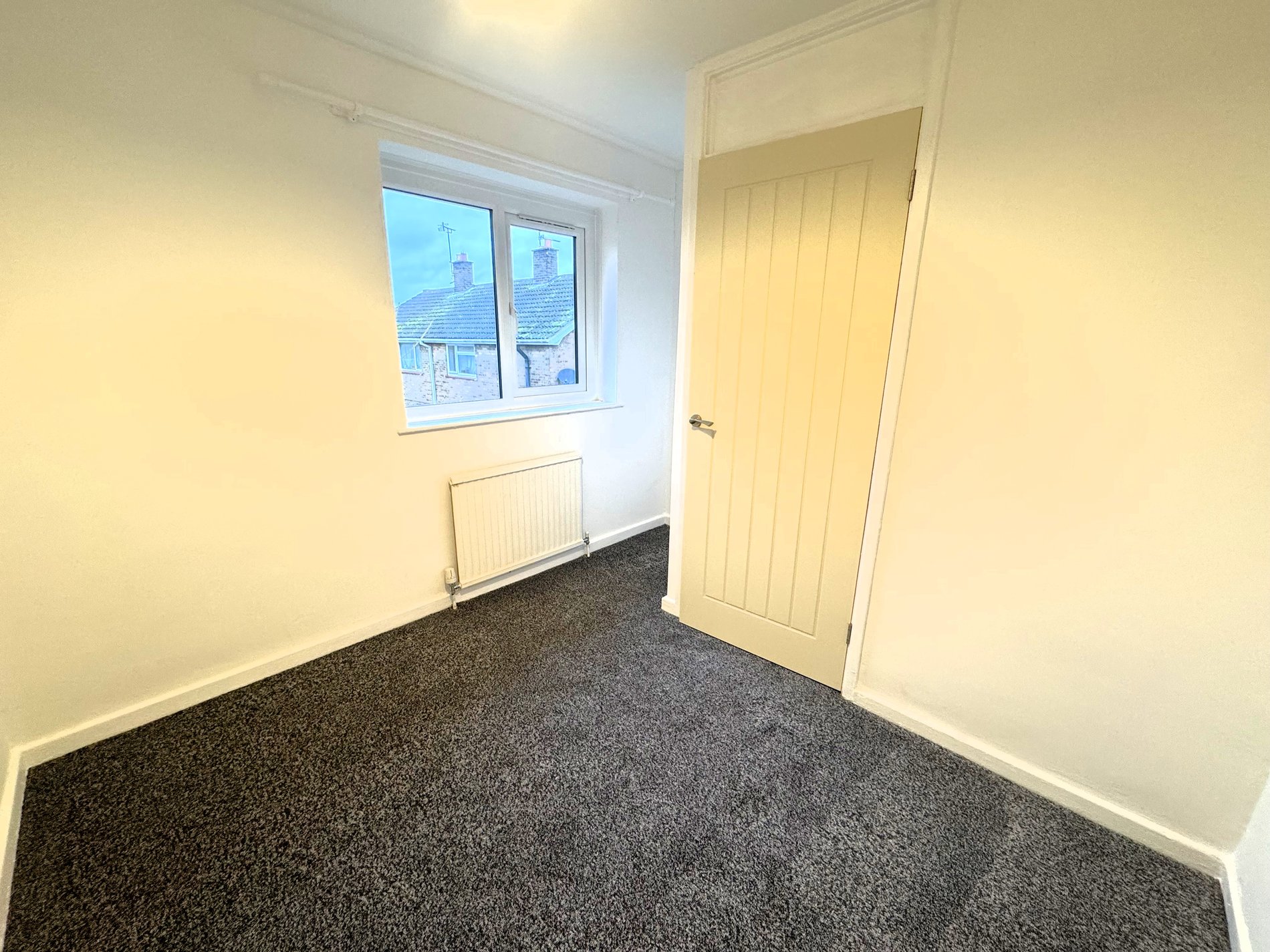 3 bed semi-detached house to rent in Breck Bank, New Ollerton, NG22  - Property Image 9