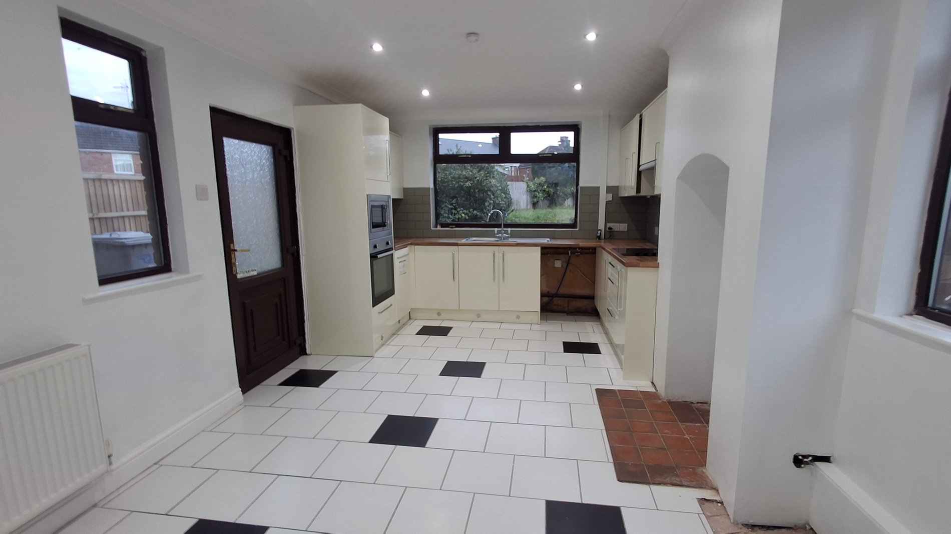 3 bed semi-detached house to rent in Whinney Lane, New Ollerton, NG22  - Property Image 2