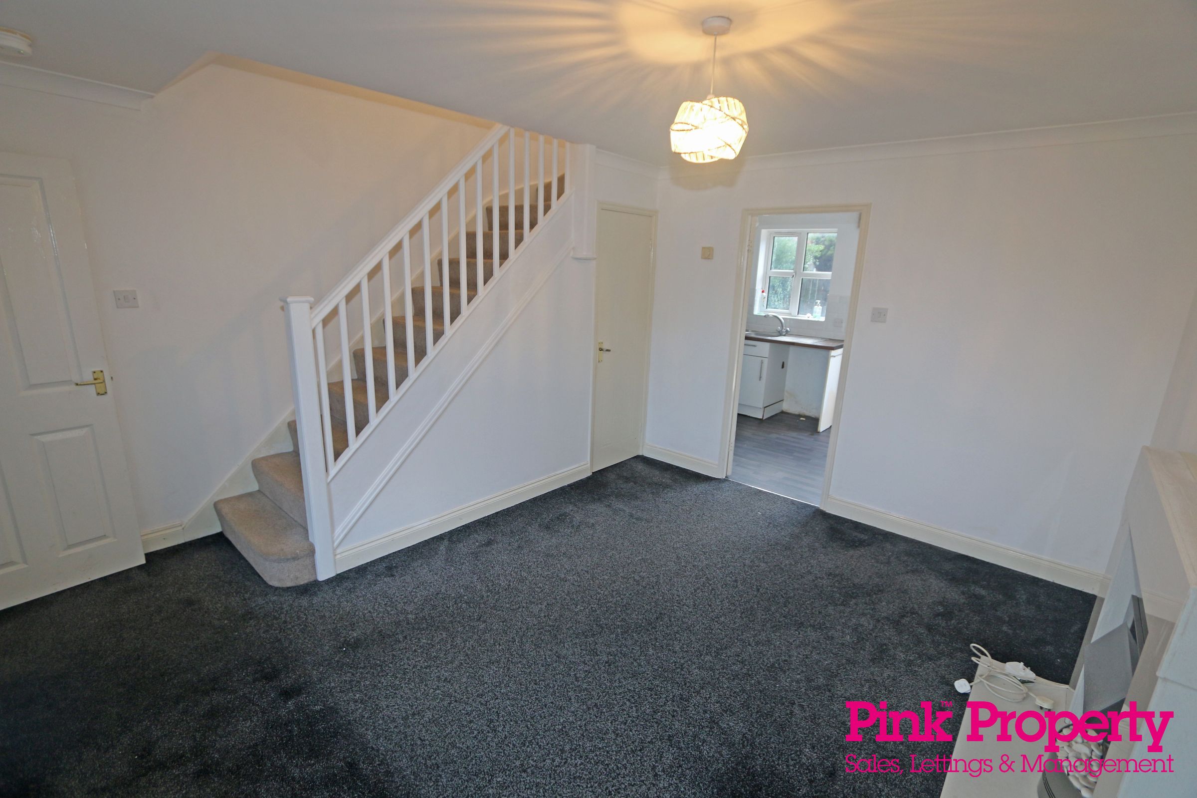 2 bed semi-detached house to rent in Navigation Way, Hull 2