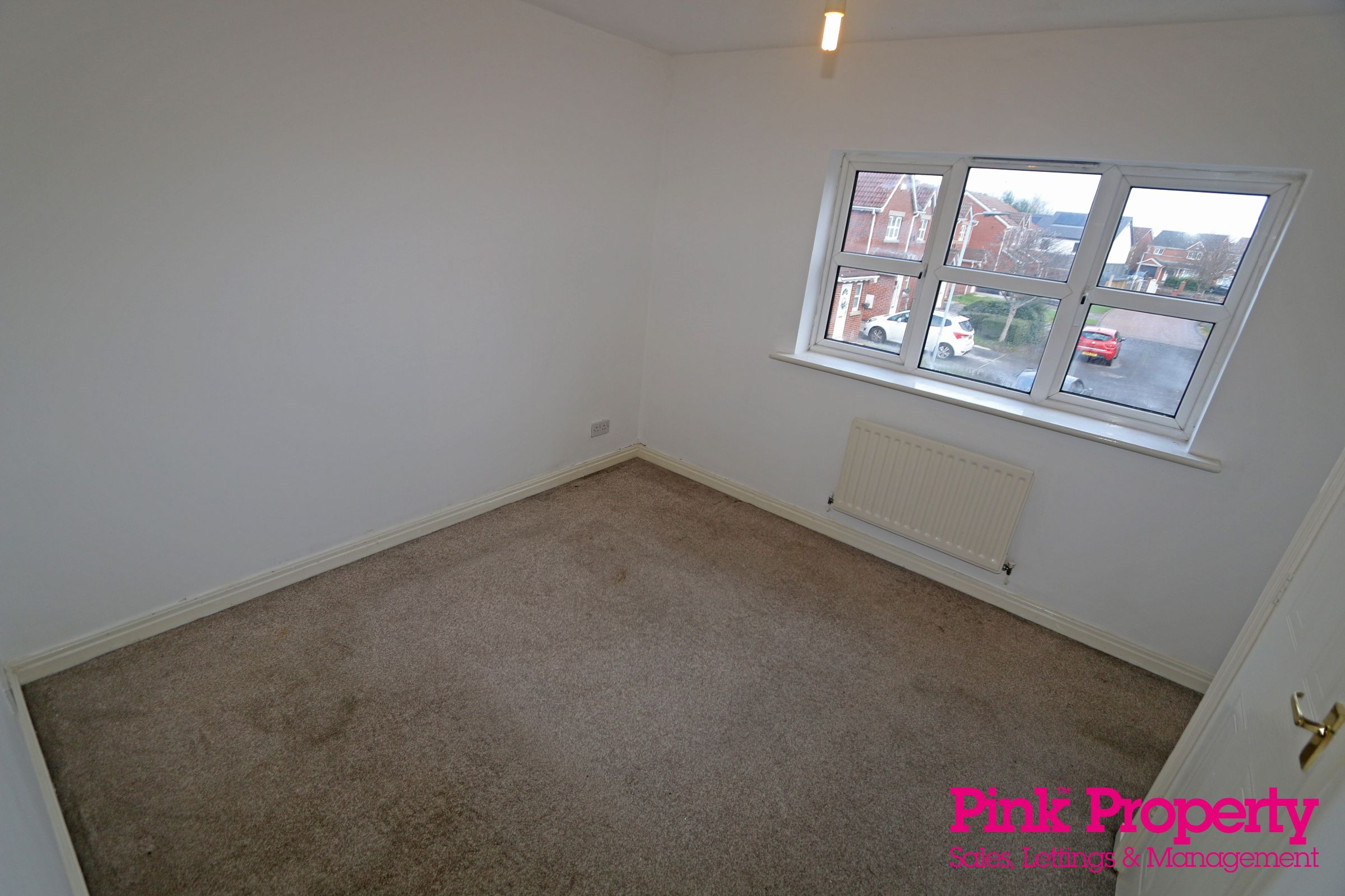 2 bed semi-detached house to rent in Navigation Way, Hull 3