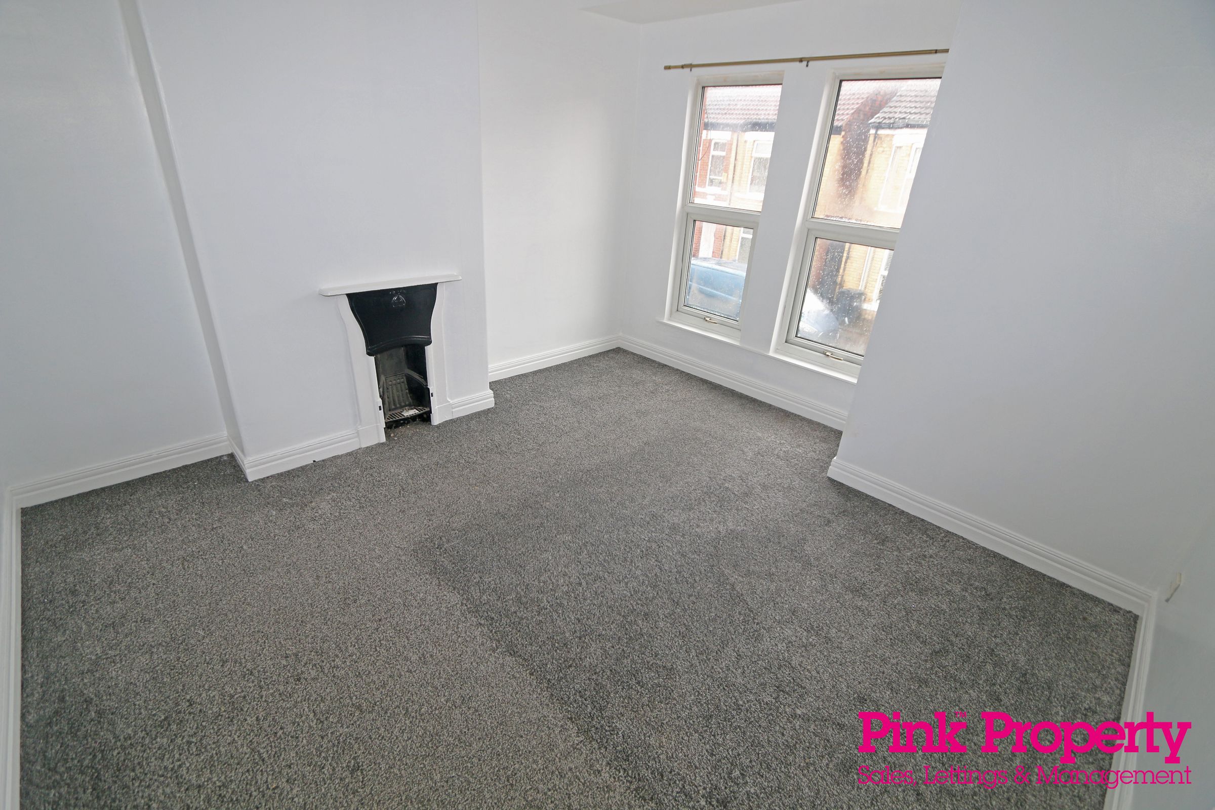 2 bed terraced house to rent in Wharncliffe Street, Hull  - Property Image 9