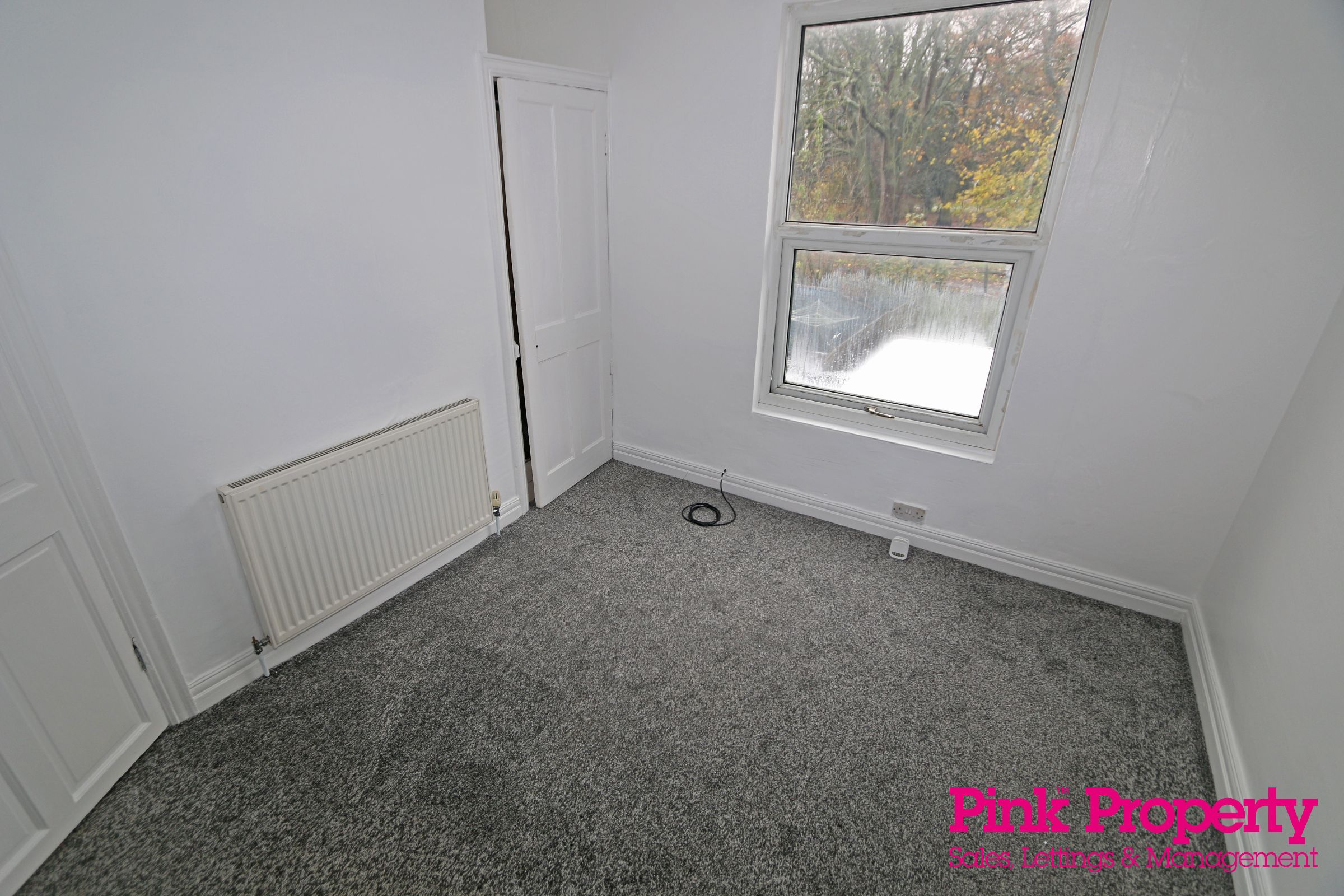 2 bed terraced house to rent in Wharncliffe Street, Hull 10