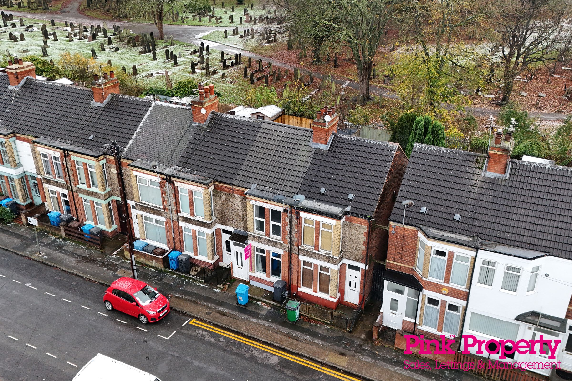 2 bed terraced house to rent in Wharncliffe Street, Hull