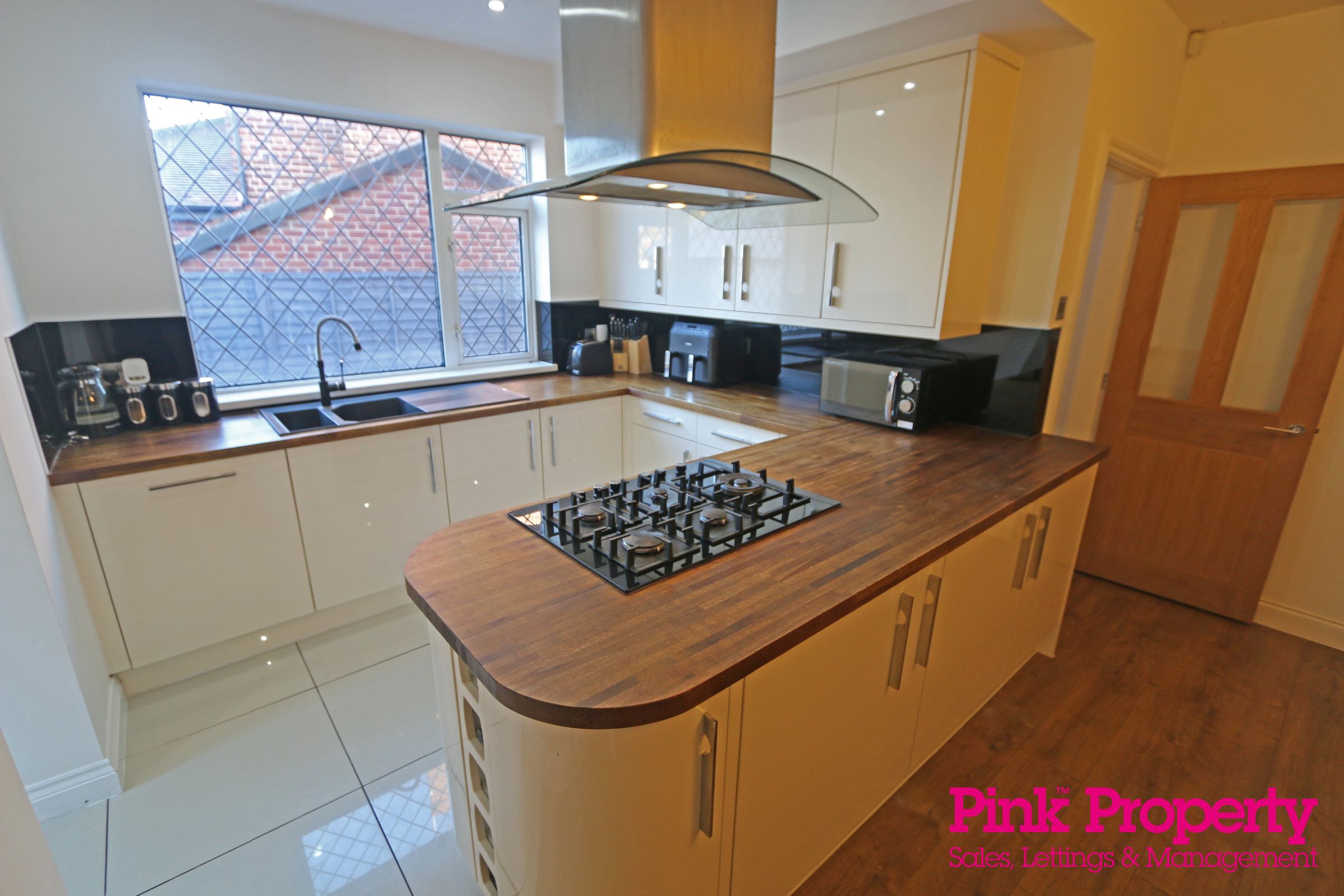 3 bed semi-detached house for sale in Windsor Avenue, Anlaby, Hull 14