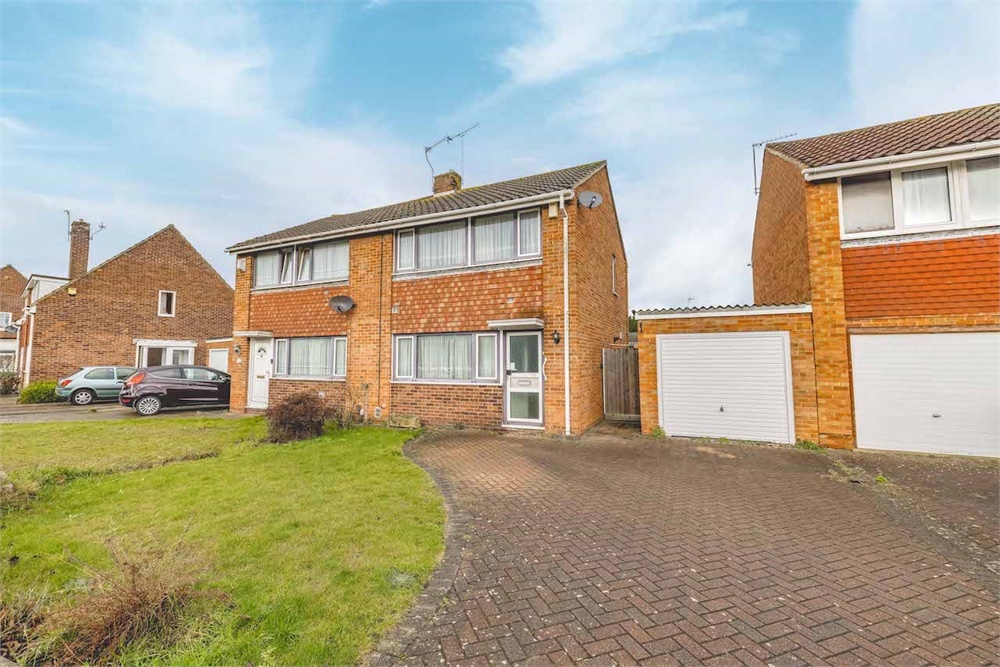 **VIDEO TOUR AVAILABLE** Three bedroom semi-detached house, garage to the side, front garden and driveway for 2-3 cars, brand new modern shower room, large rear garden and NO CHAIN! 